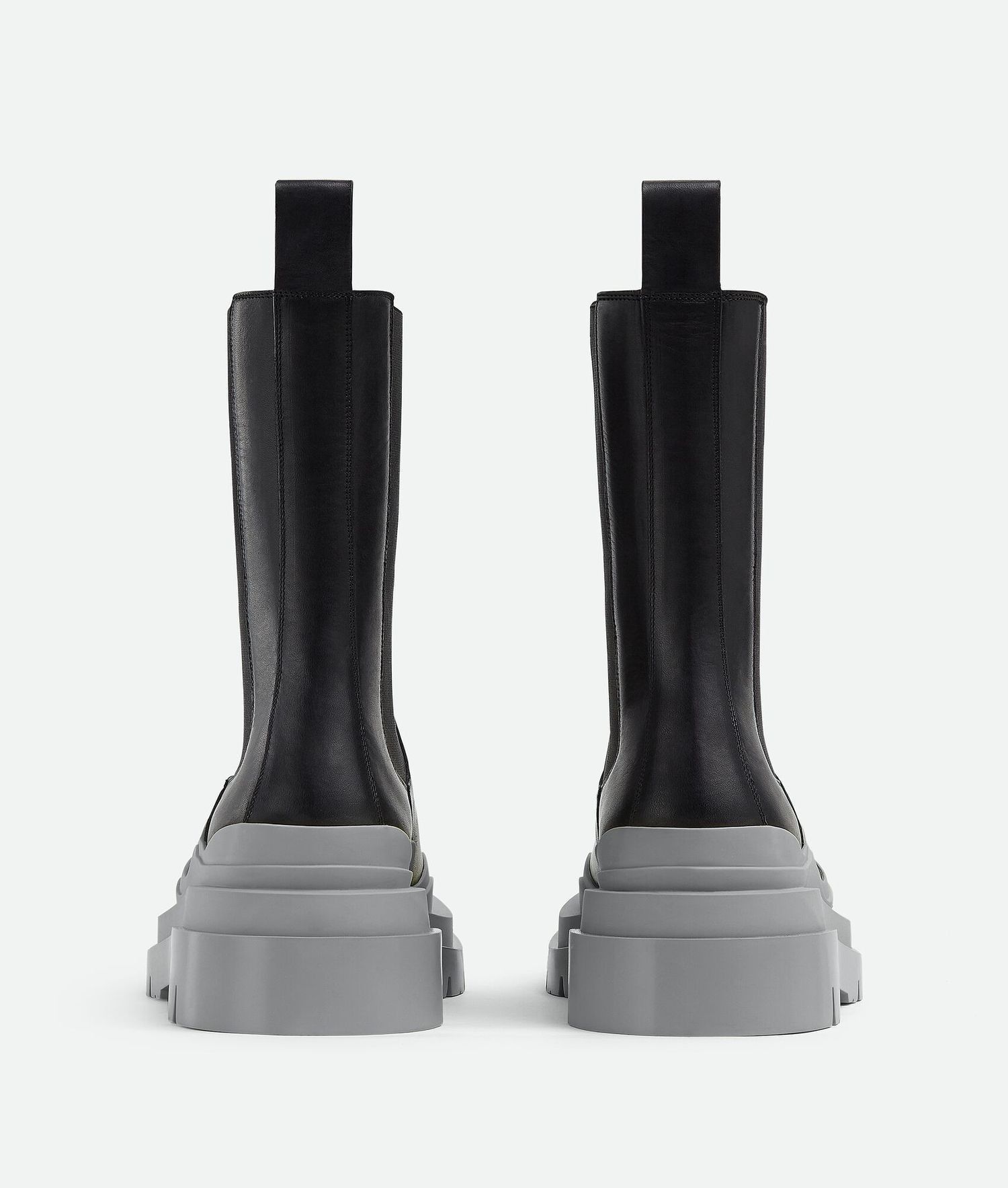 Bottega Veneta Bottega Veneta Tire Chelsea Boots with grey sole Size US 8 / EU 41 - 3 Thumbnail