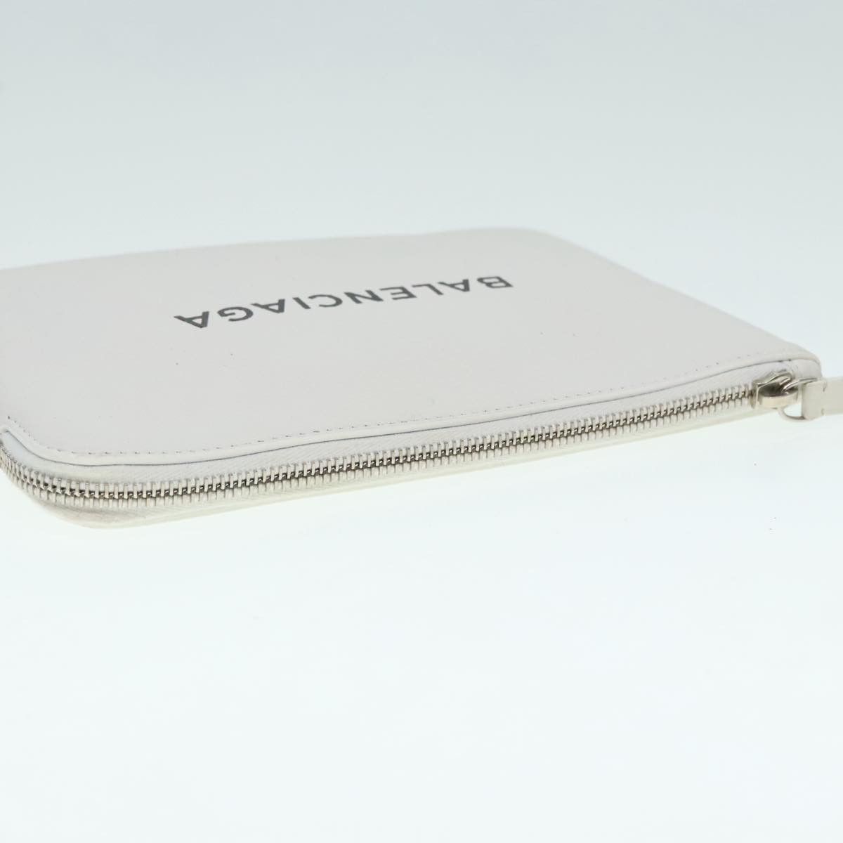 Balenciaga White Leather Clutch Bag (Pre-Owned) Size ONE SIZE - 12 Thumbnail