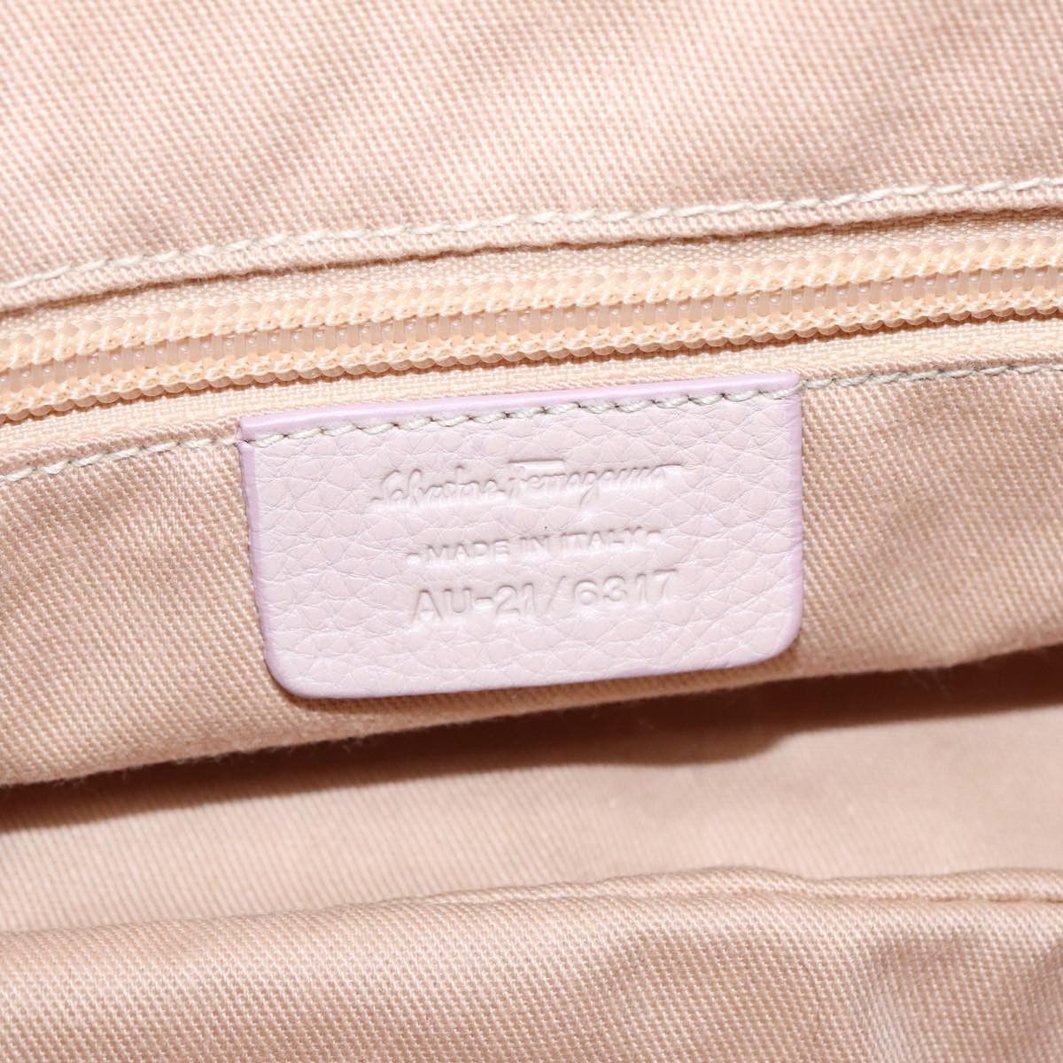 Salvatore Ferragamo Gancini Beige Leather Handbag (Pre-Owned) Size ONE SIZE - 12 Thumbnail