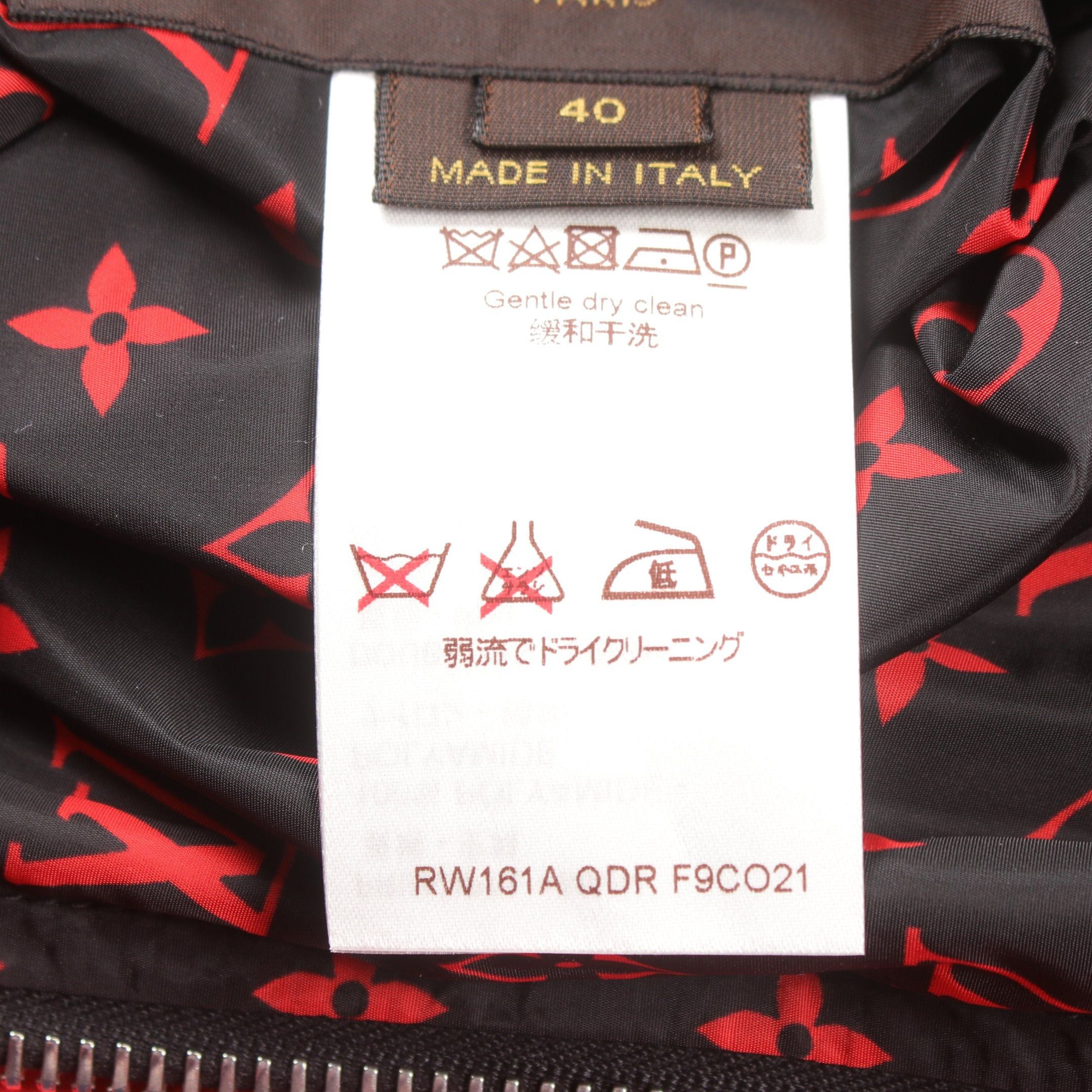 Louis Vuitton Louis Vuitton Monogram Coat Nylon Black Red Hooded Reversible Size ONE SIZE - 6 Thumbnail