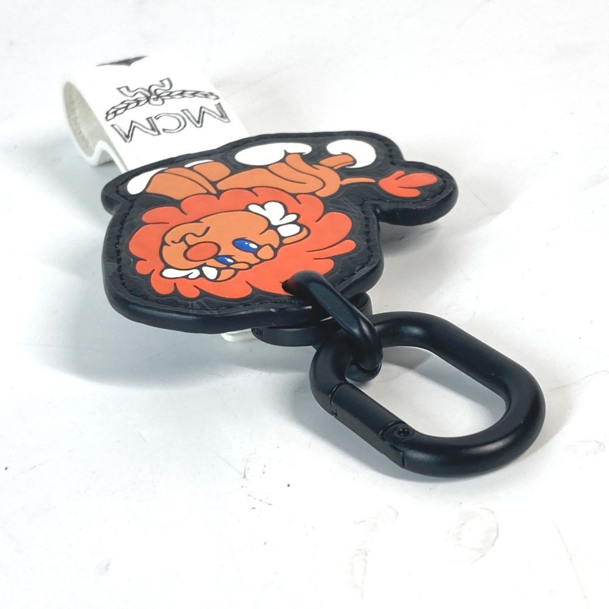 MCM MCM Lion Visetos Bag Charm Strap Keychain Leather Men's Women's White Size ONE SIZE - 6 Thumbnail