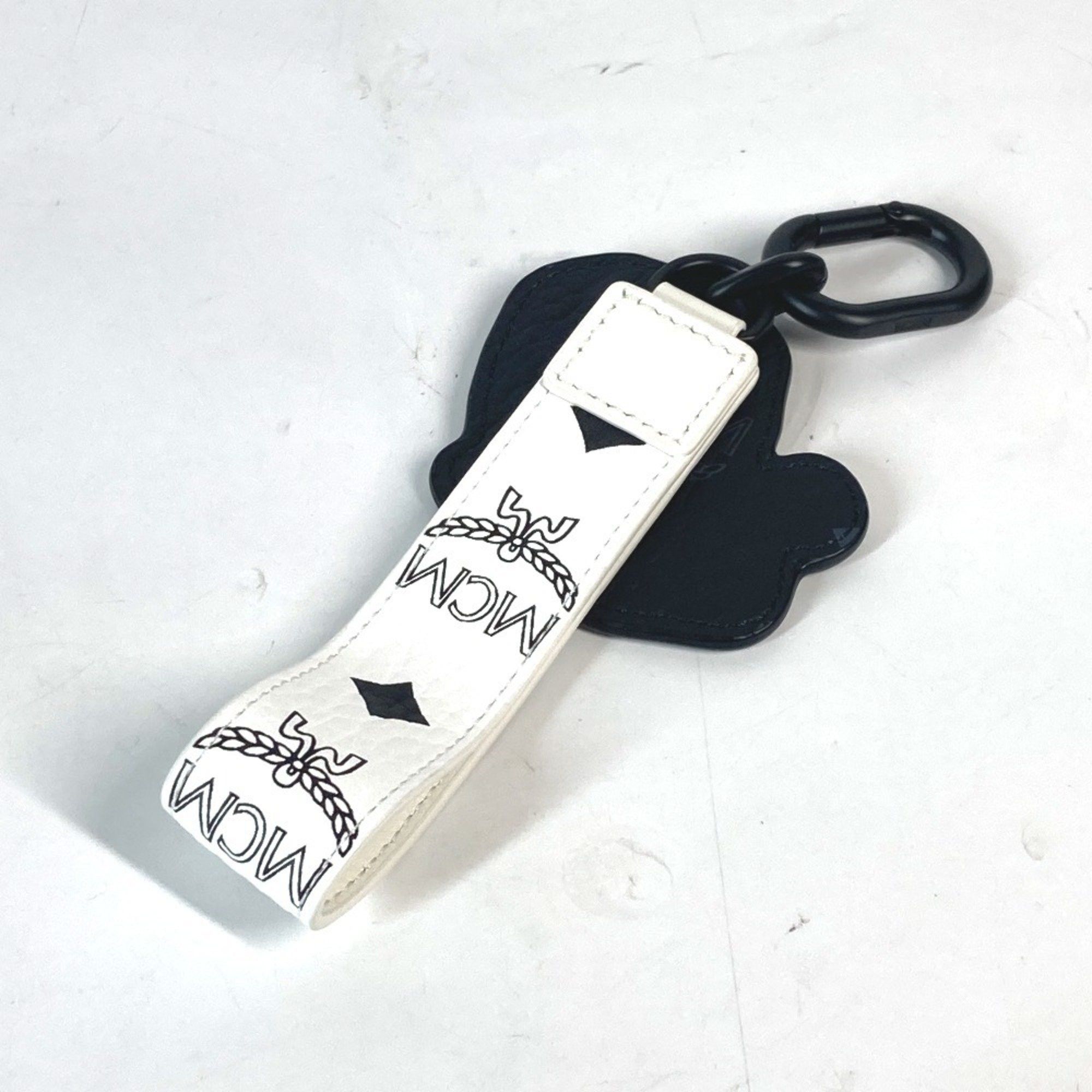 MCM MCM Lion Visetos Bag Charm Strap Keychain Leather Men's Women's White Size ONE SIZE - 2 Thumbnail