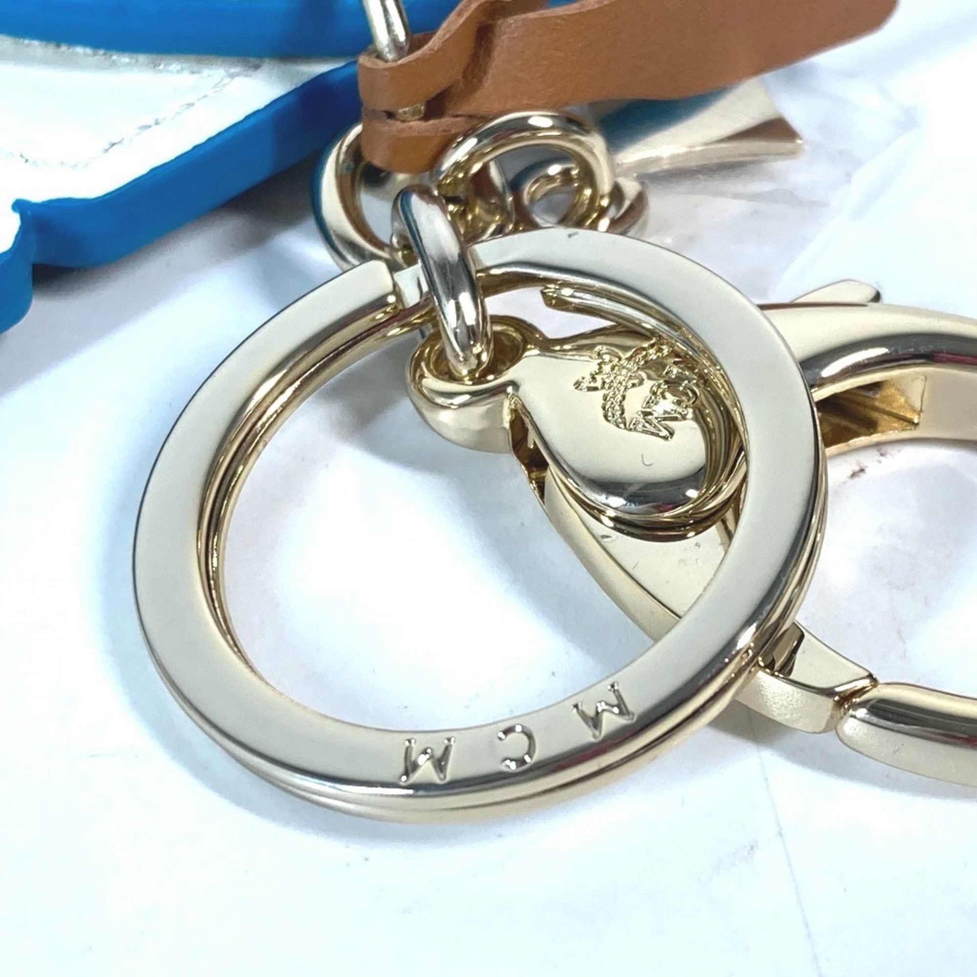 MCM MCM Visetos M Round Bag Charm Keychain Leather Men's Women's White Size ONE SIZE - 5 Thumbnail