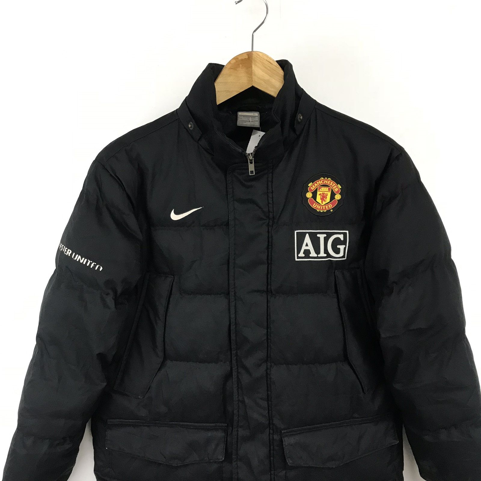 Nike Vintage Manchester United AIG puffer Jacket Size US L / EU 52-54 / 3 - 2 Preview