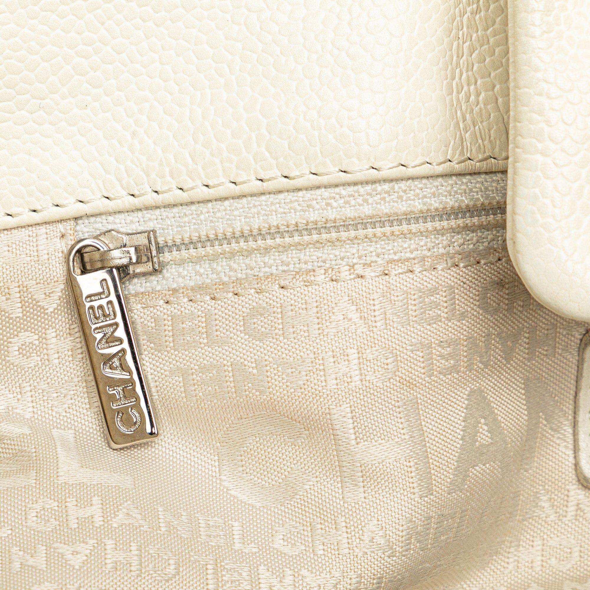 Chanel Chanel Caviar Perforated Hollywood Accordion Flap White Size ONE SIZE - 8 Thumbnail