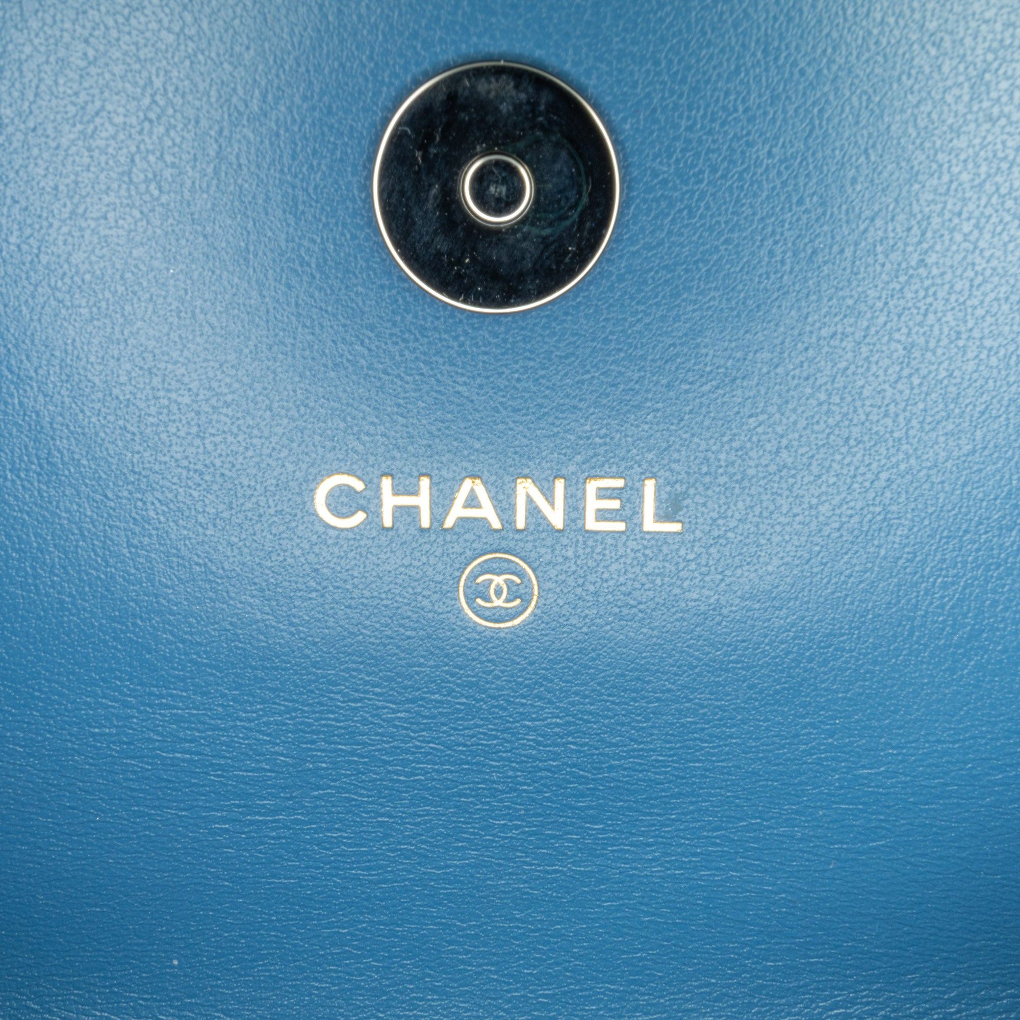 Chanel Chanel Denim 19 Phone Holder with Chain Blue Size ONE SIZE - 6 Thumbnail