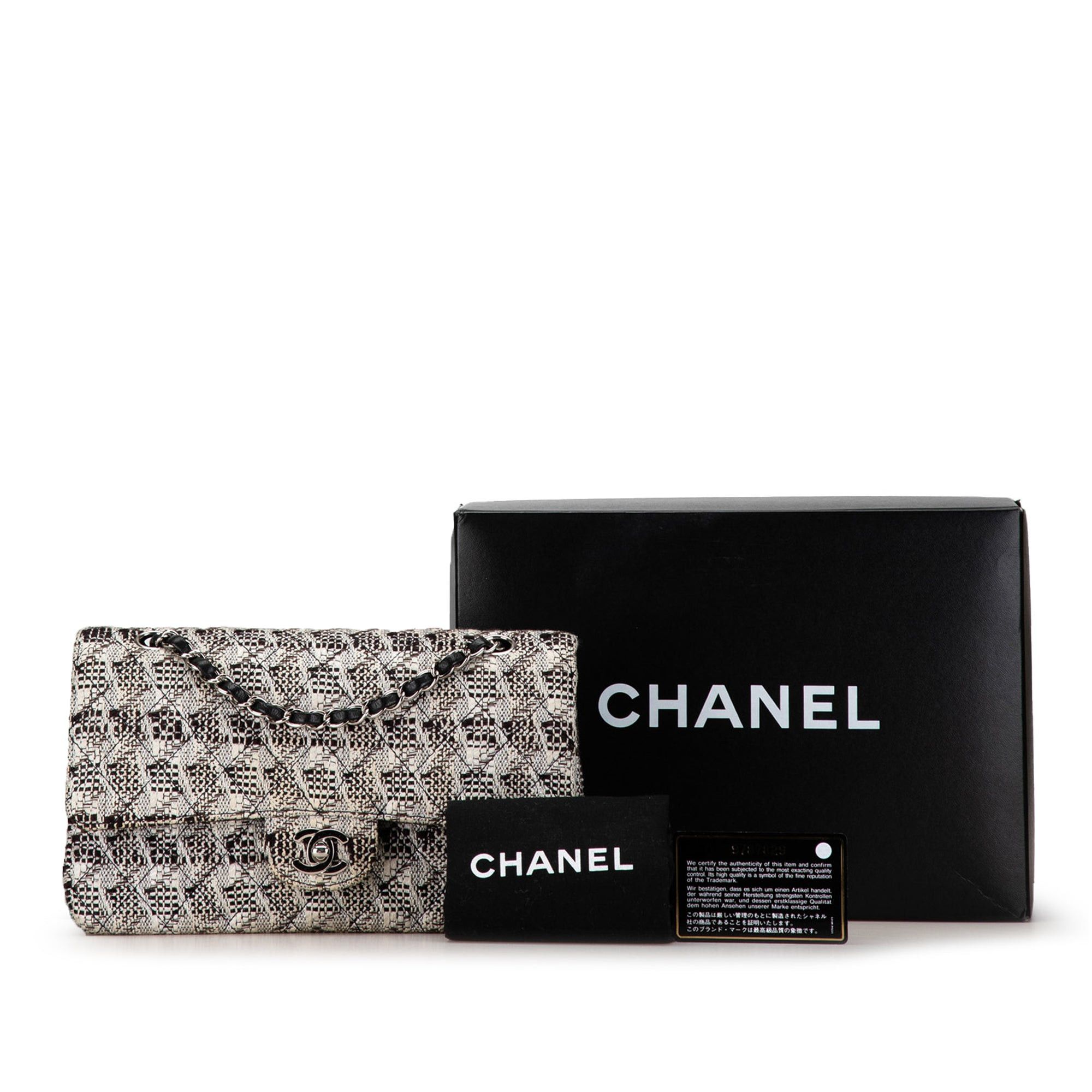 Chanel Chanel Medium Classic Tweed Double Flap White Size ONE SIZE - 14 Thumbnail