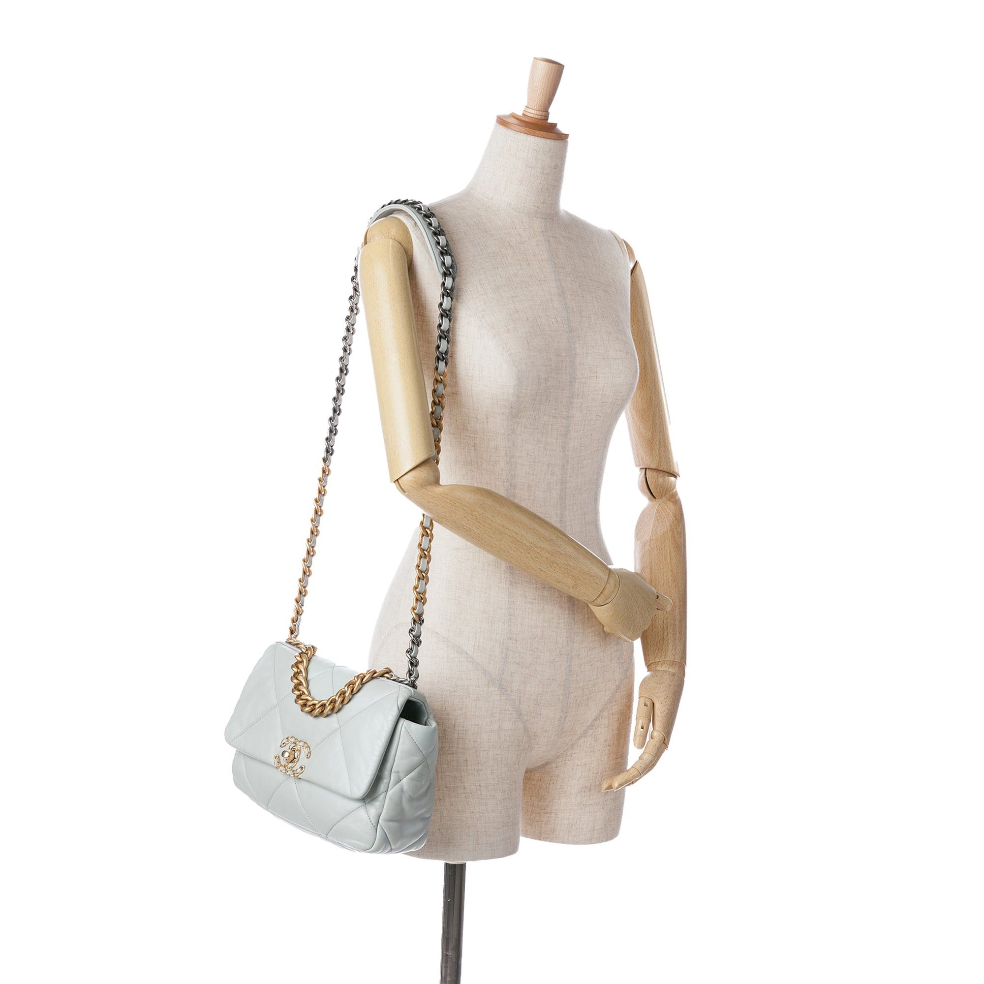 Chanel Chanel Medium Lambskin 19 Flap Gray Size ONE SIZE - 9 Thumbnail