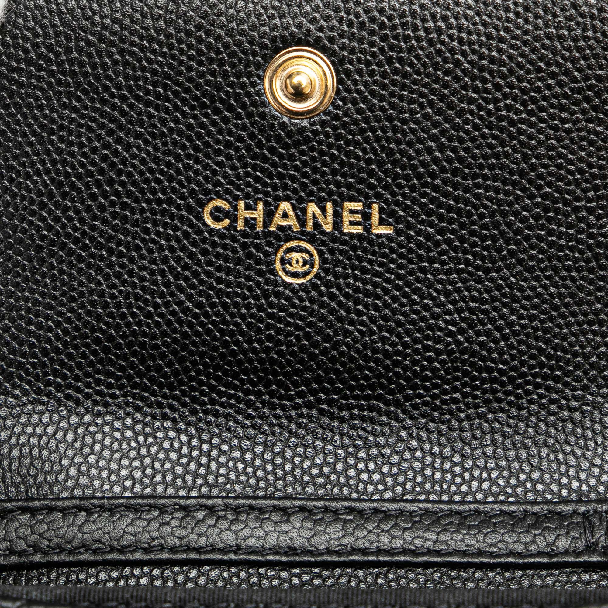 Chanel Chanel Quilted Caviar Boy Card Holder with Chain Black Size ONE SIZE - 5 Thumbnail