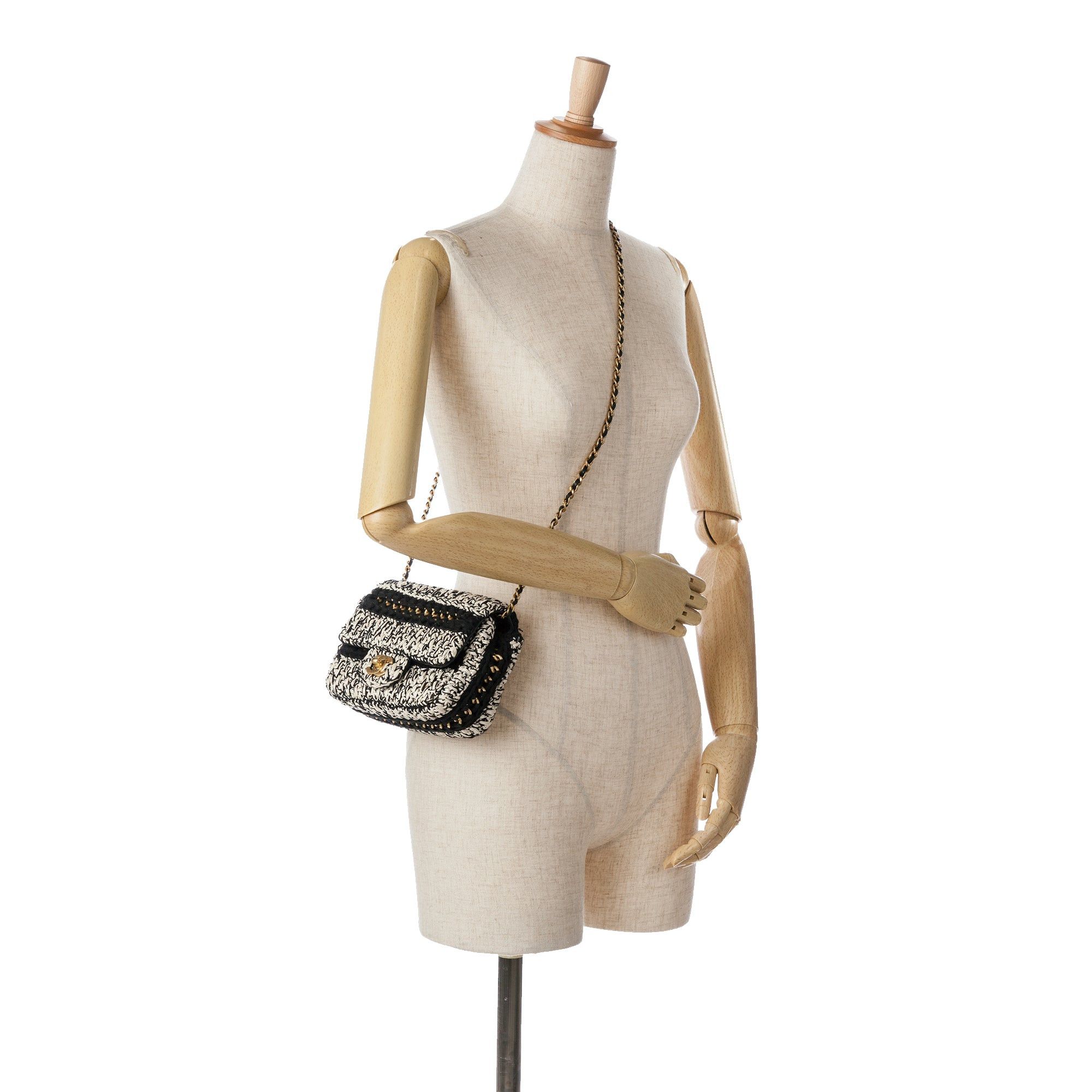Chanel Chanel Raffia Braided with Love Flap White Size ONE SIZE - 7 Thumbnail