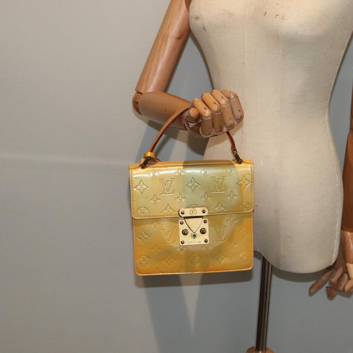 Louis Vuitton Spring Street Camel Patent Leather Handbag (Pre-Owned) Size ONE SIZE - 10 Thumbnail