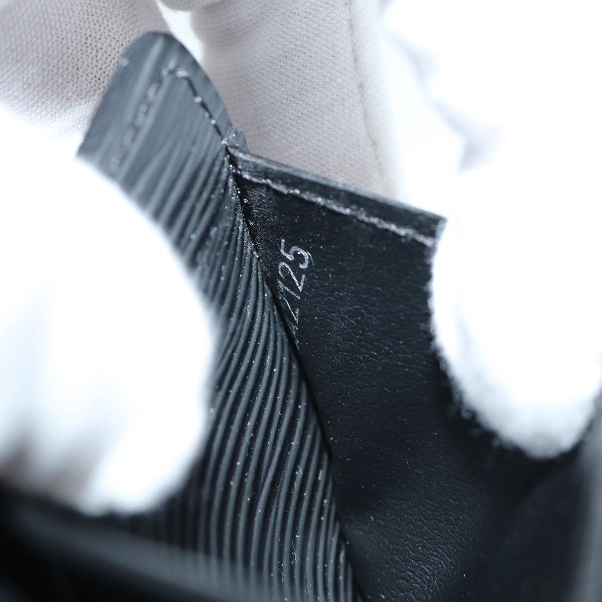 Louis Vuitton Sarah Black Leather Wallet (Pre-Owned) Size ONE SIZE - 9 Thumbnail