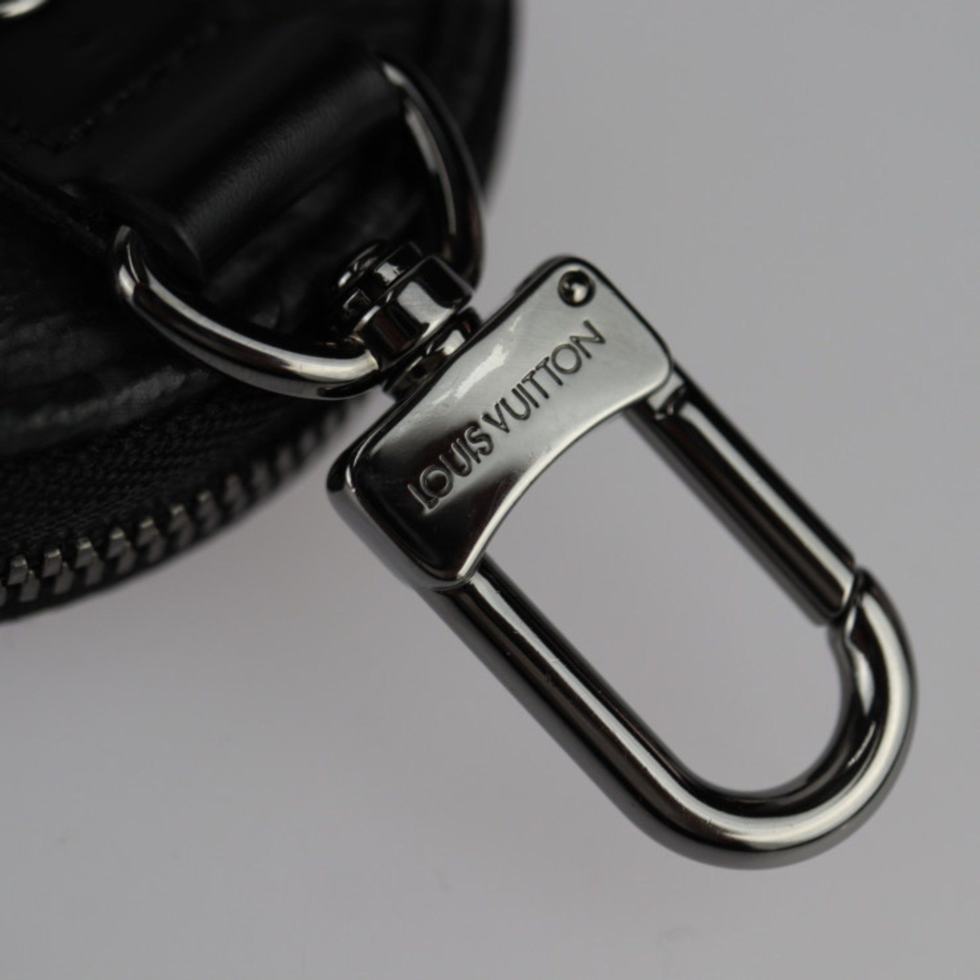 Louis Vuitton Louis Vuitton Porte Cle Round Monogram Eclipse Wallet/Coin Case M62796 Leather Black Grey Coin Purse Key Bag Charm Size ONE SIZE - 5 Thumbnail