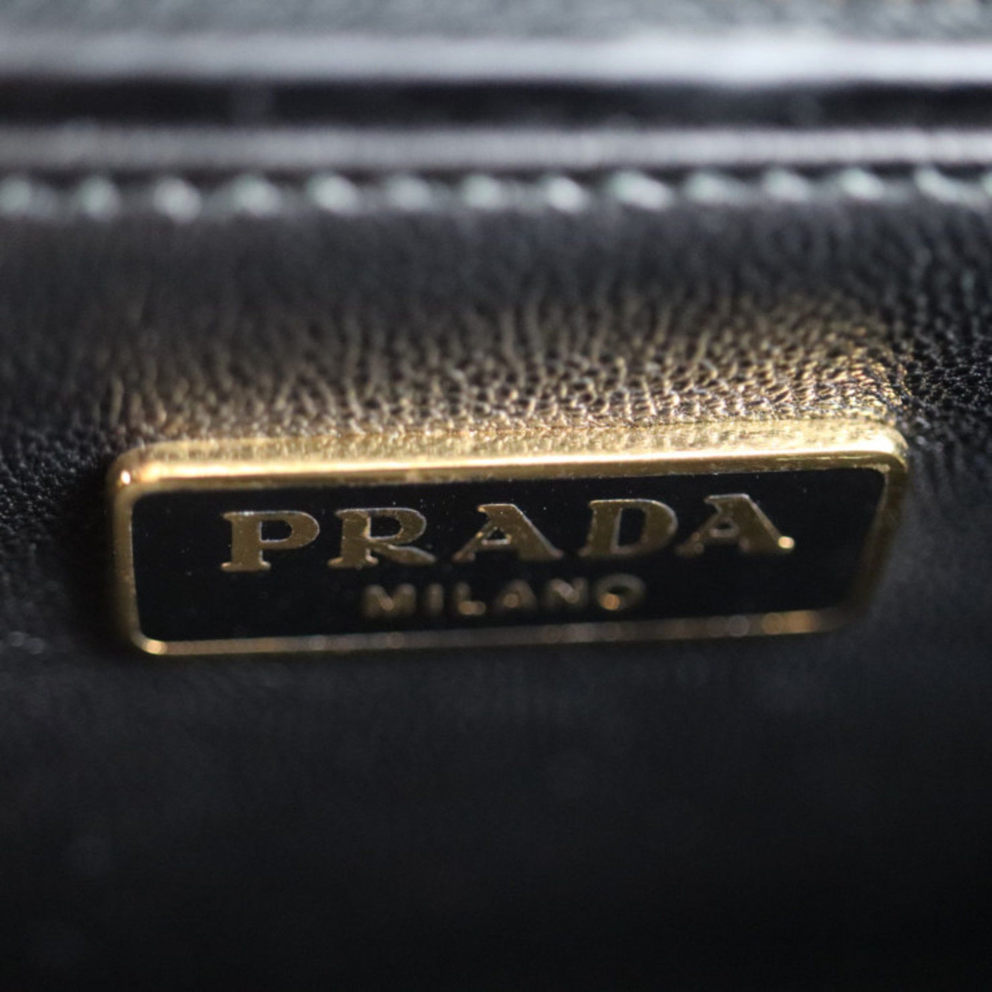 Prada Prada Turnlock shoulder Size ONE SIZE - 10 Thumbnail