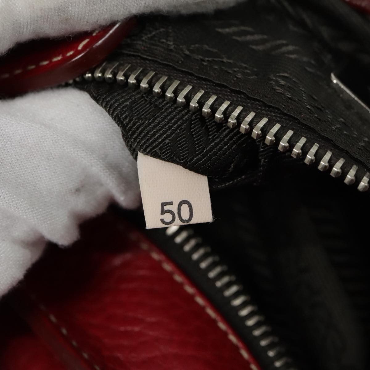 Prada Red Leather Shoulder Bag (Pre-Owned) Size ONE SIZE - 19 Thumbnail