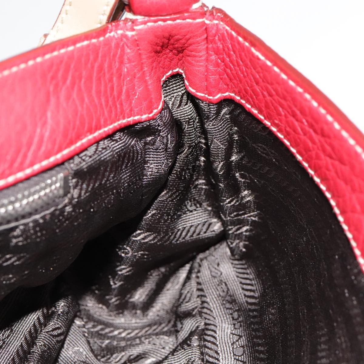Prada Red Leather Shoulder Bag (Pre-Owned) Size ONE SIZE - 18 Thumbnail