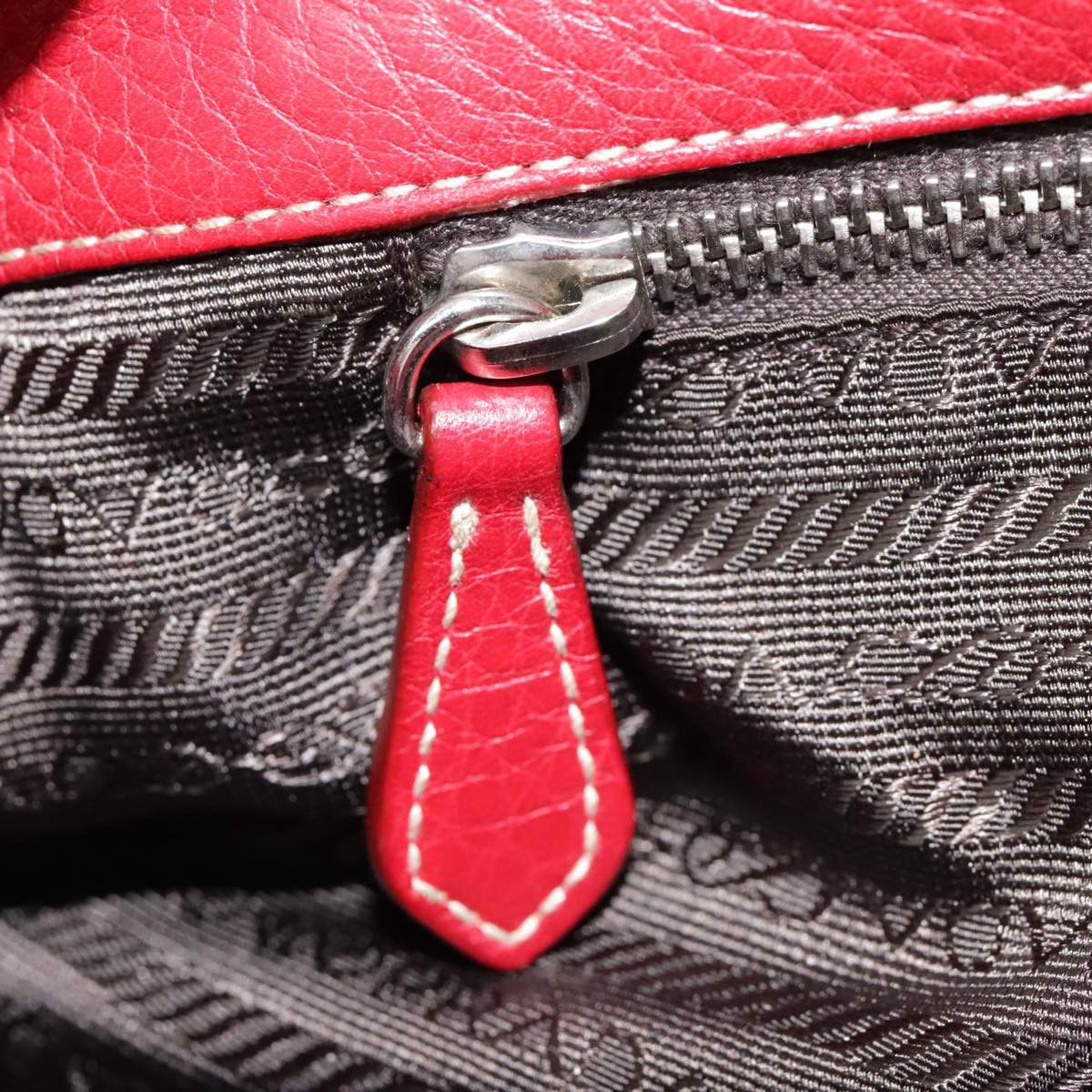 Prada Red Leather Shoulder Bag (Pre-Owned) Size ONE SIZE - 13 Thumbnail
