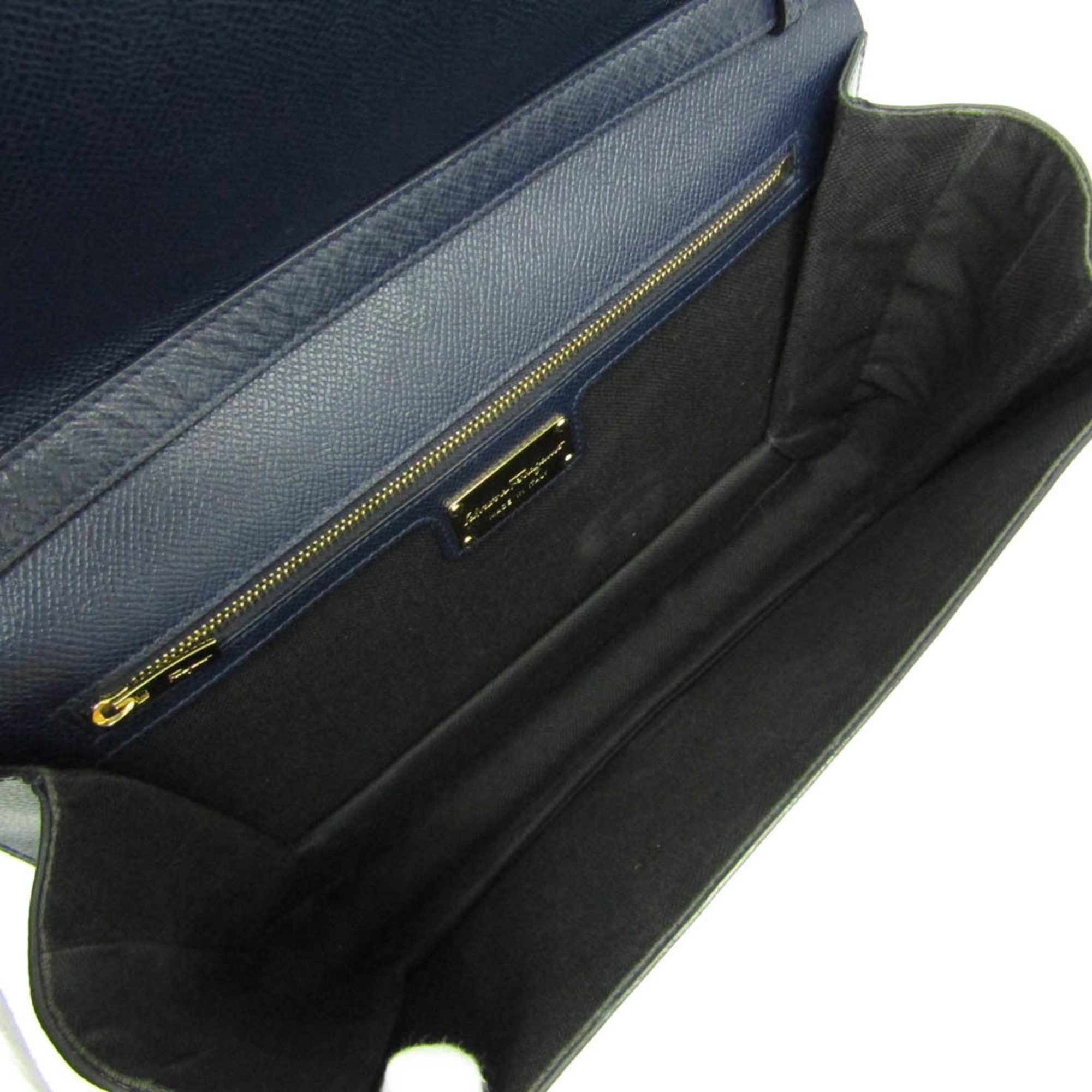 Salvatore Ferragamo Vara Navy Leather Shoulder Bag (Pre-Owned) Size ONE SIZE - 3 Thumbnail