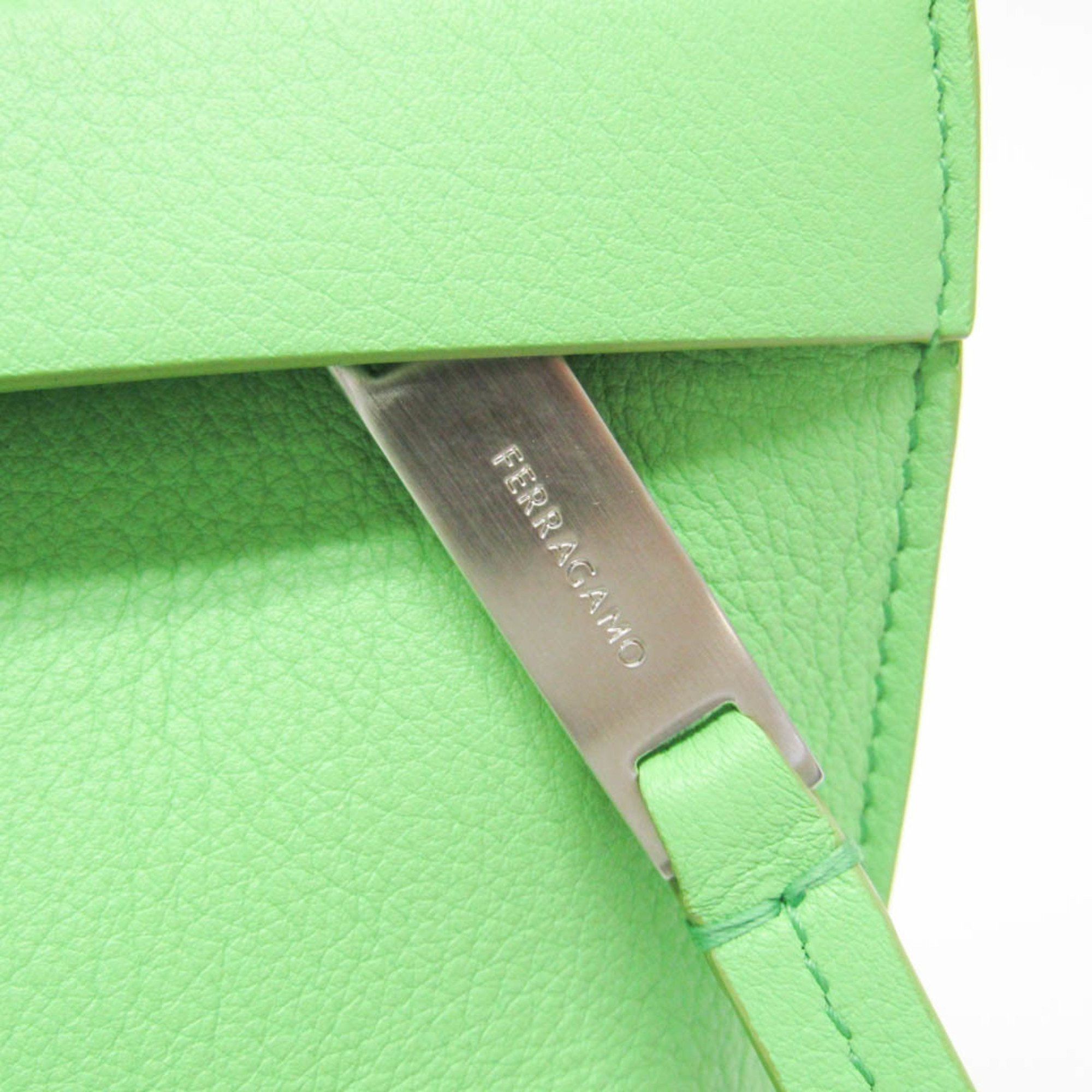 Green Leather Clutch Bag (Pre-Owned)
