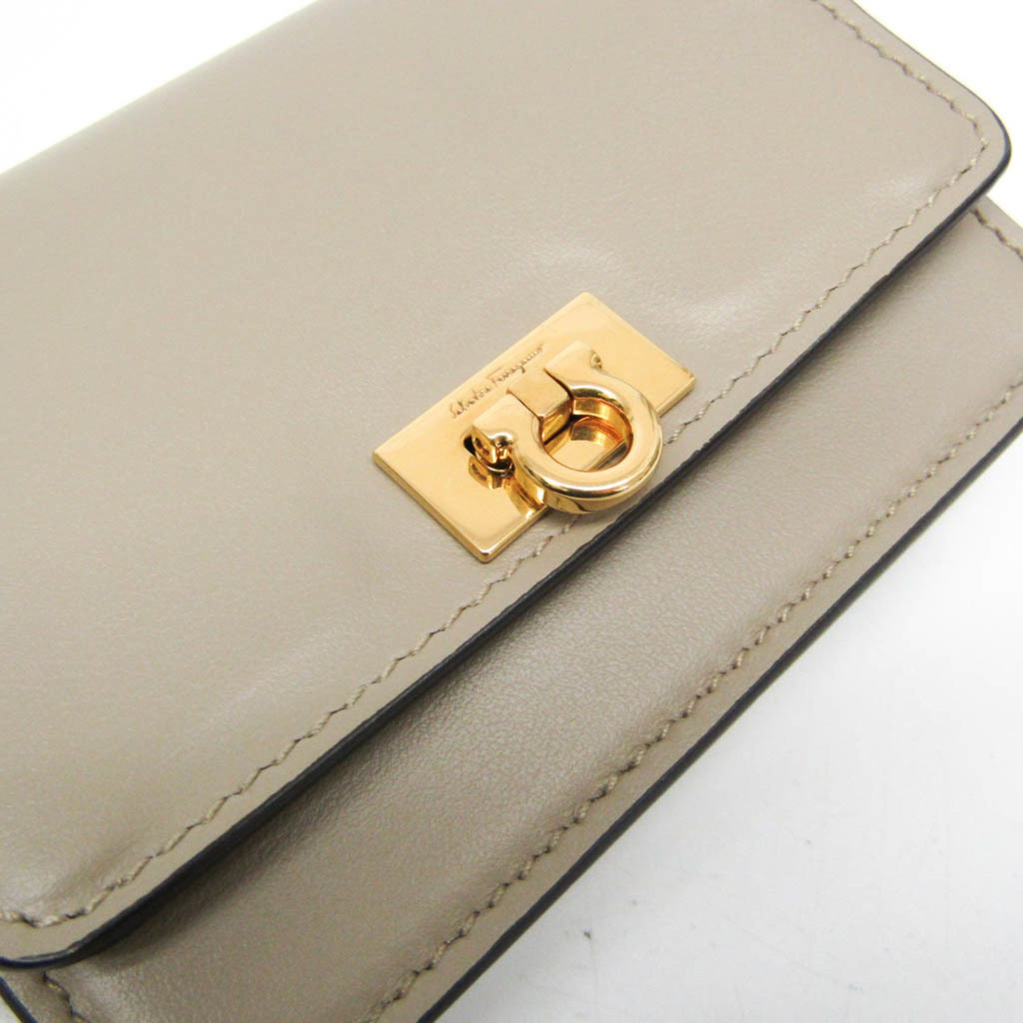Salvatore Ferragamo Gancini Beige Leather Shoulder Bag (Pre-Owned) Size ONE SIZE - 9 Thumbnail