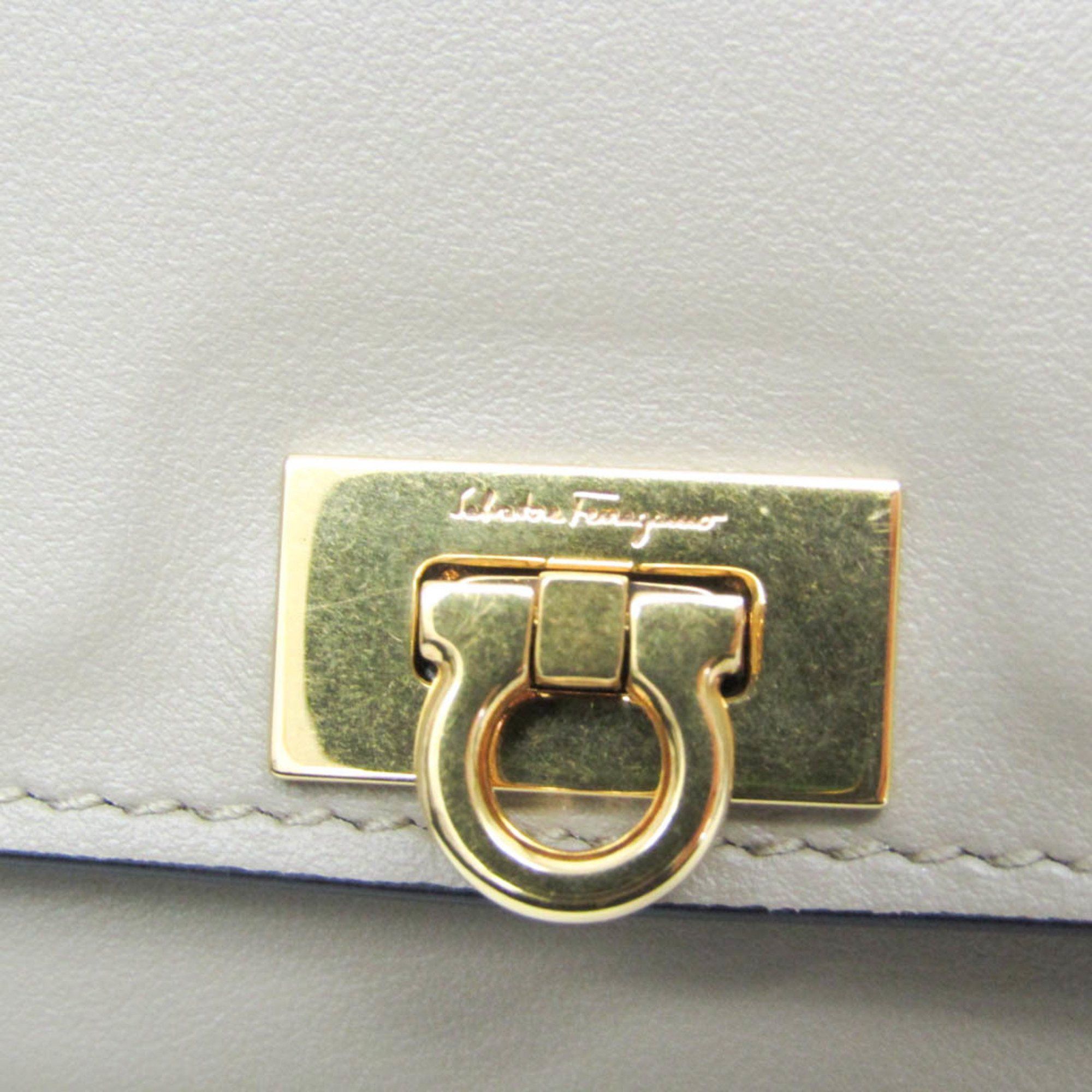 Salvatore Ferragamo Gancini Beige Leather Shoulder Bag (Pre-Owned) Size ONE SIZE - 8 Thumbnail