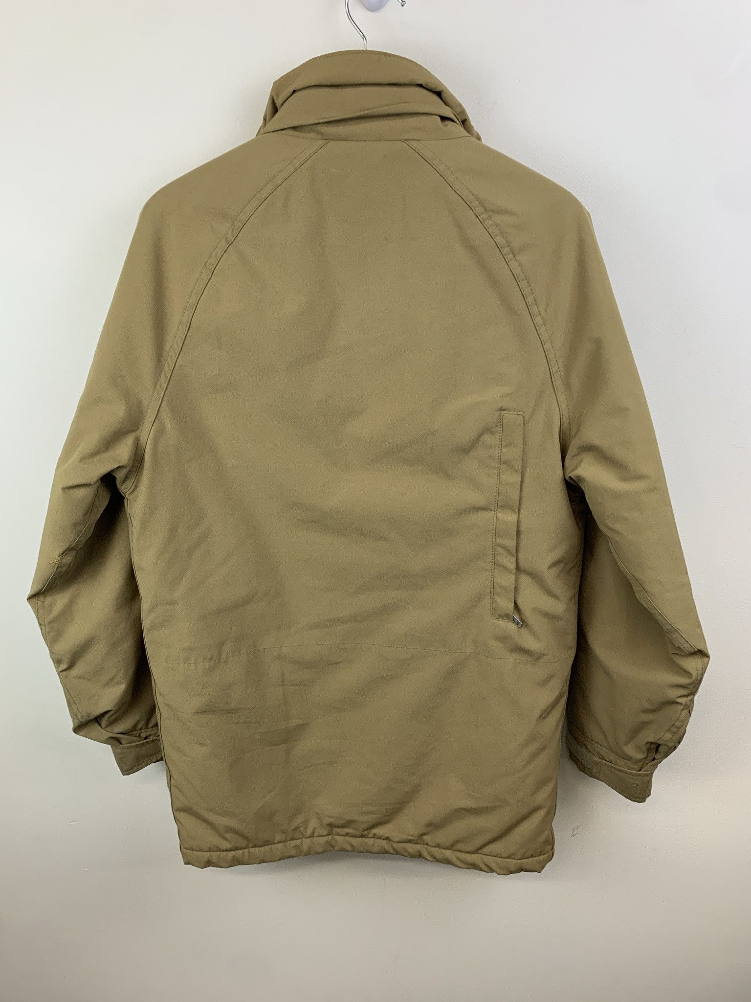 Eddie Bauer Vintage Woolrich Quilted Ling Jacket Back Pocket Size S Size US S / EU 44-46 / 1 - 4 Thumbnail