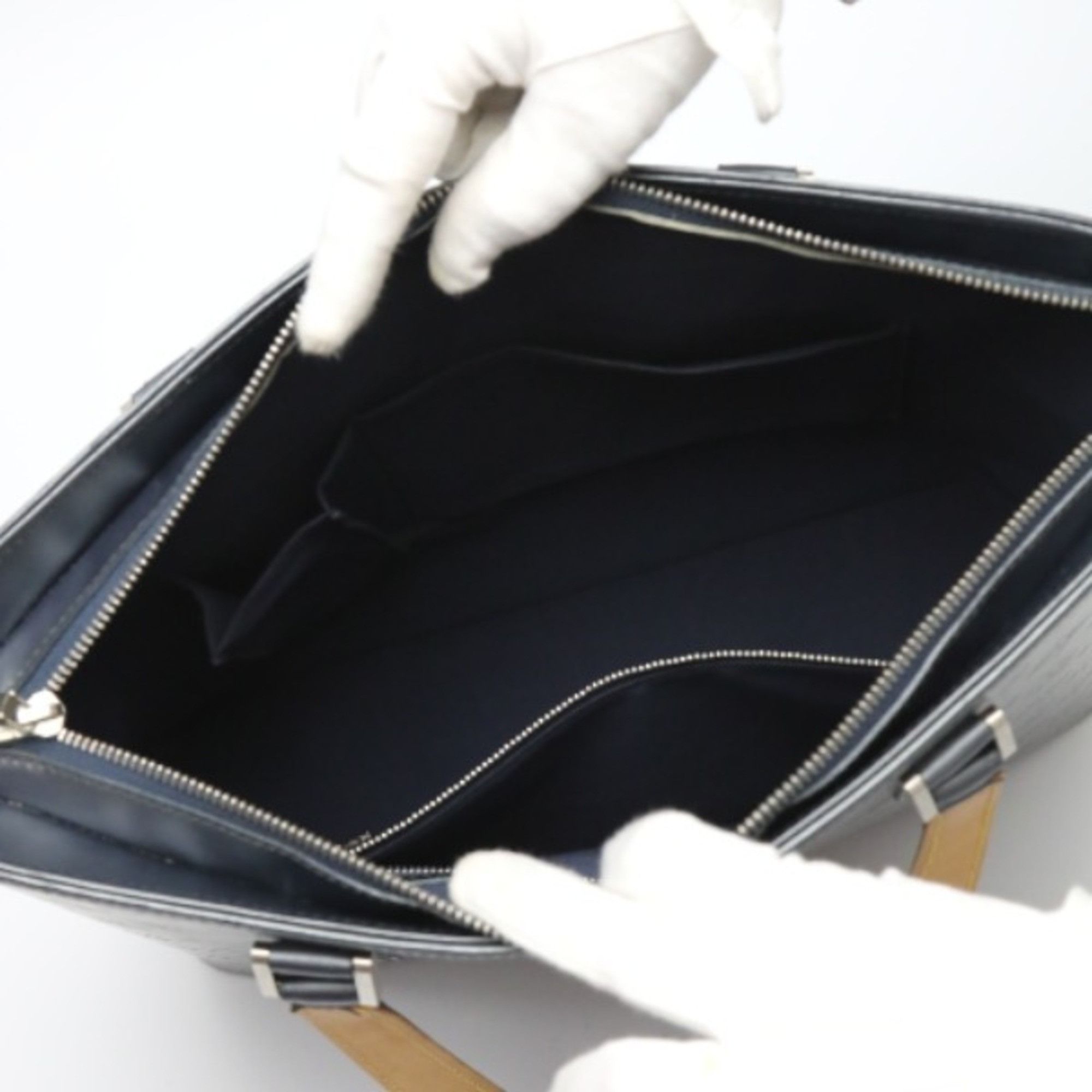 Louis Vuitton Louis Vuitton Wildwood tote Size ONE SIZE - 5 Thumbnail