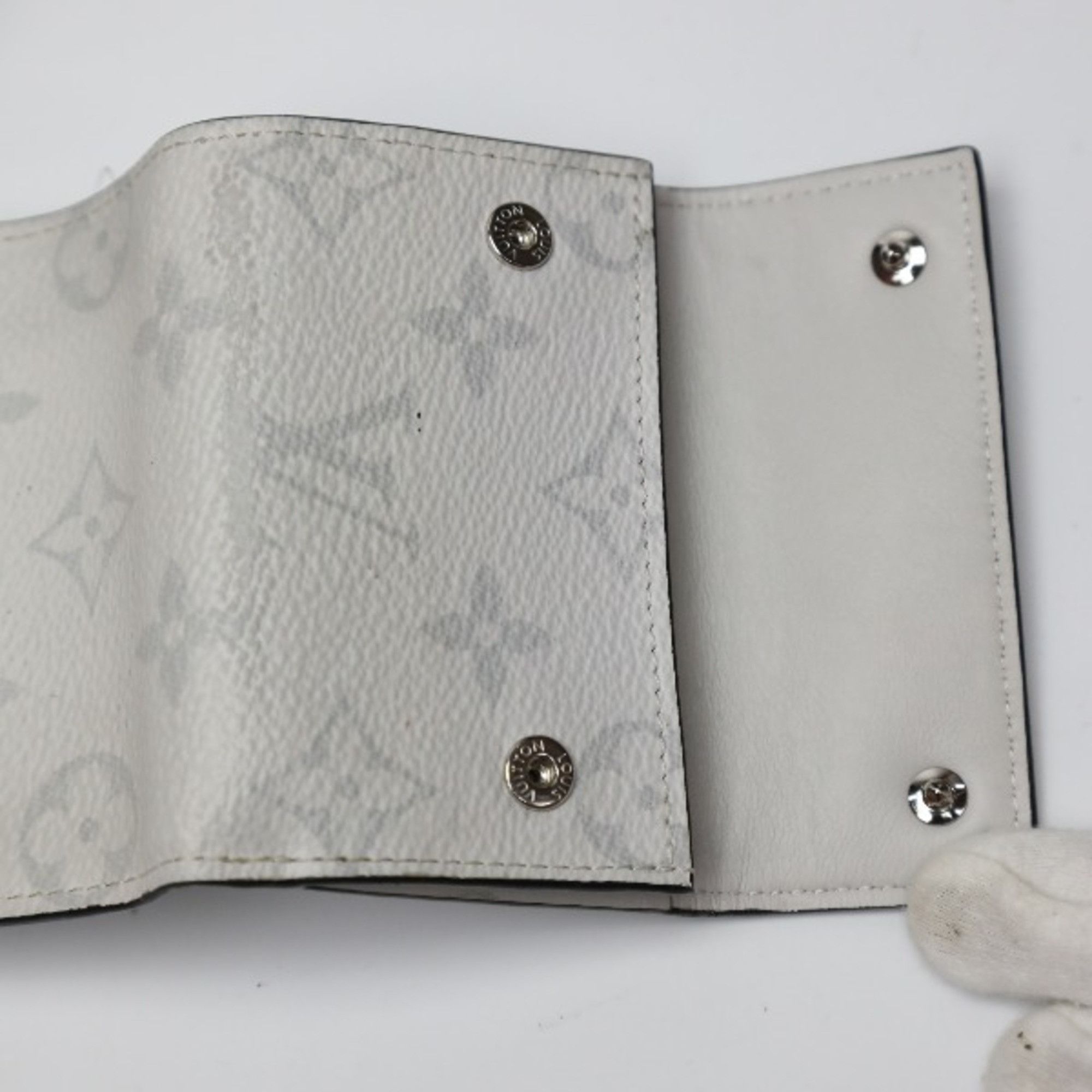 Louis Vuitton Louis Vuitton Discovery wallet Size ONE SIZE - 8 Thumbnail
