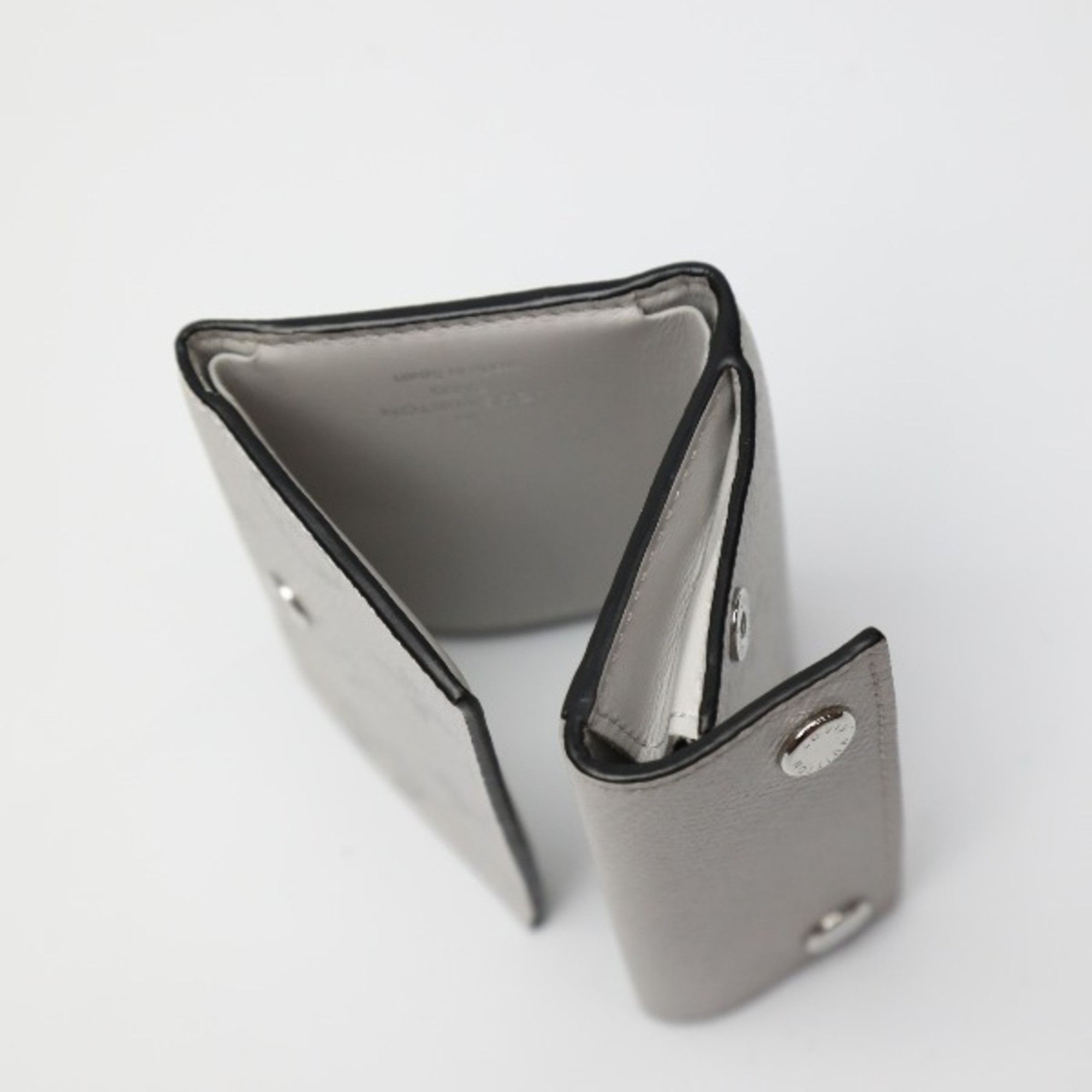 Louis Vuitton Louis Vuitton Discovery wallet Size ONE SIZE - 7 Thumbnail