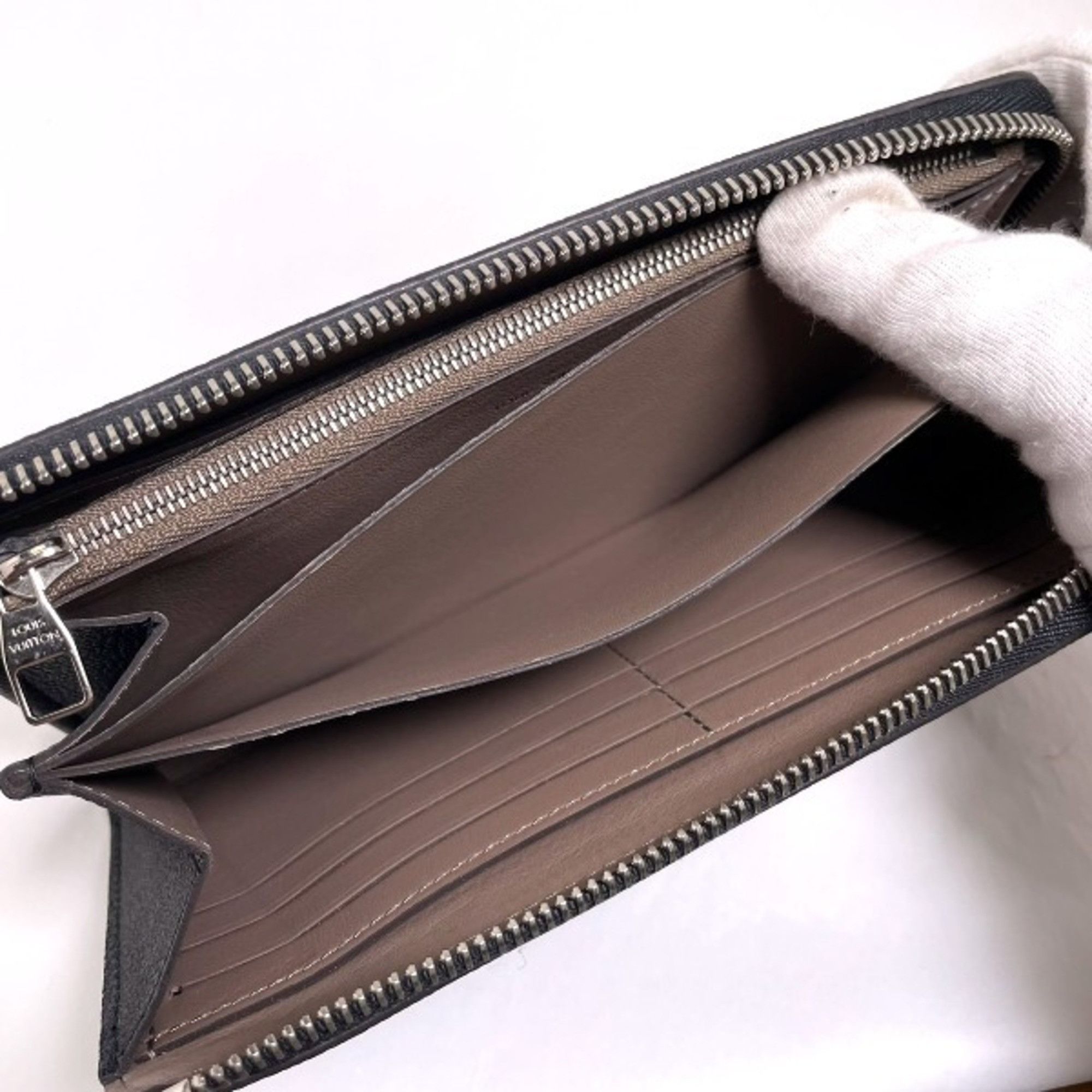 Louis Vuitton Louis Vuitton Comete wallet Size ONE SIZE - 9 Thumbnail
