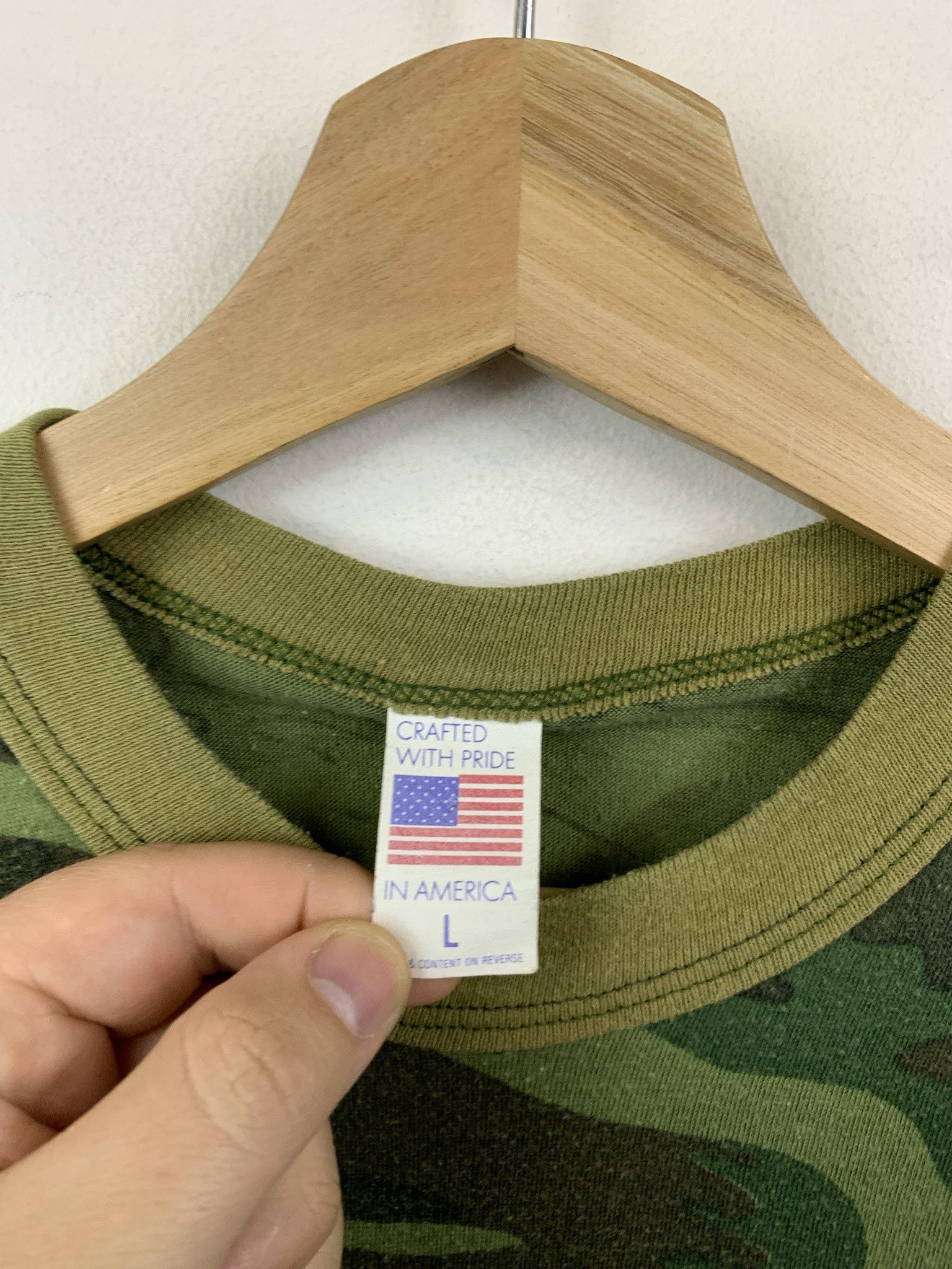 Vintage Vintage 1990s Single Stitch Military WoodlandCamo Longsleeve Size US L / EU 52-54 / 3 - 2 Thumbnail