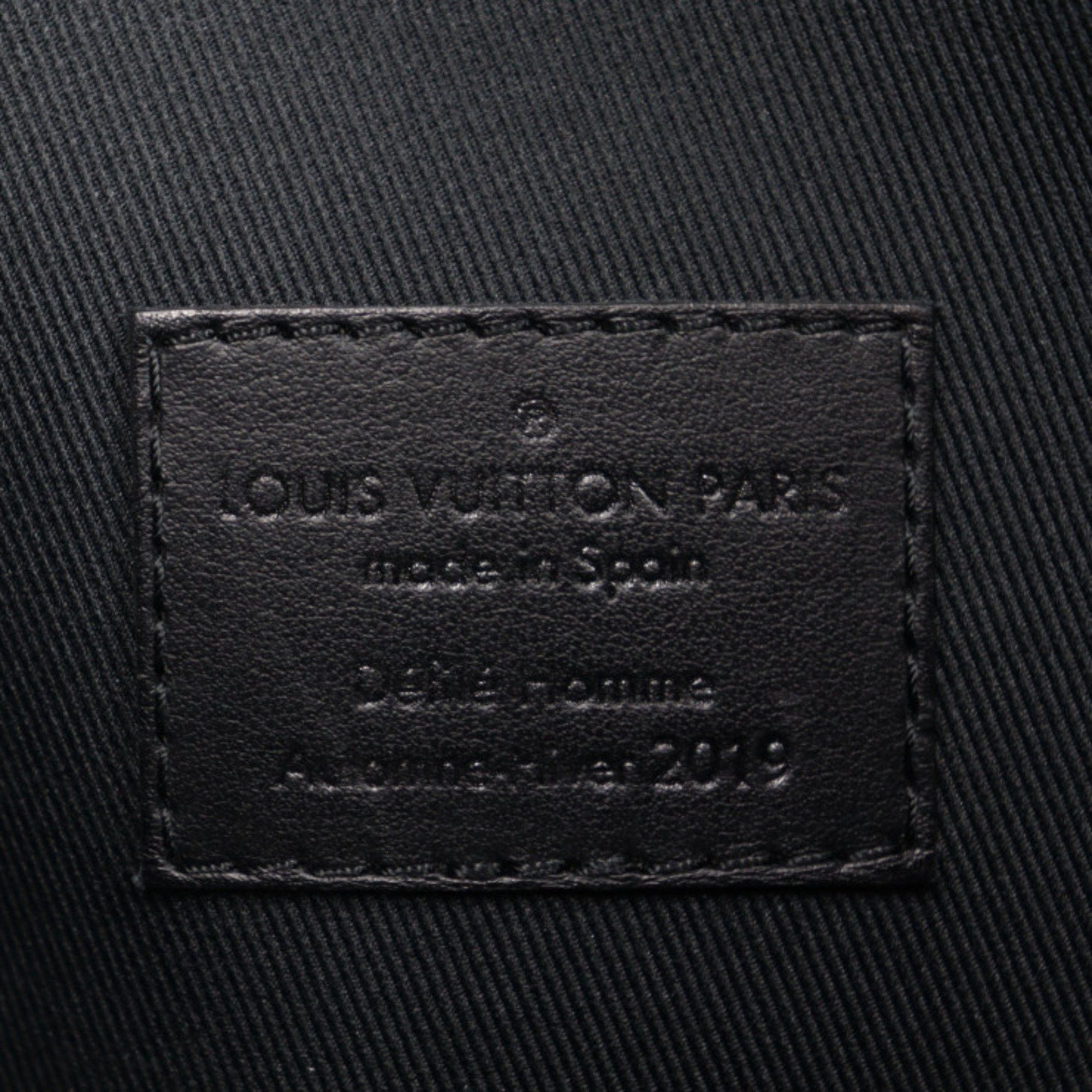 Louis Vuitton Louis Vuitton Taiga clutch Size ONE SIZE - 6 Thumbnail