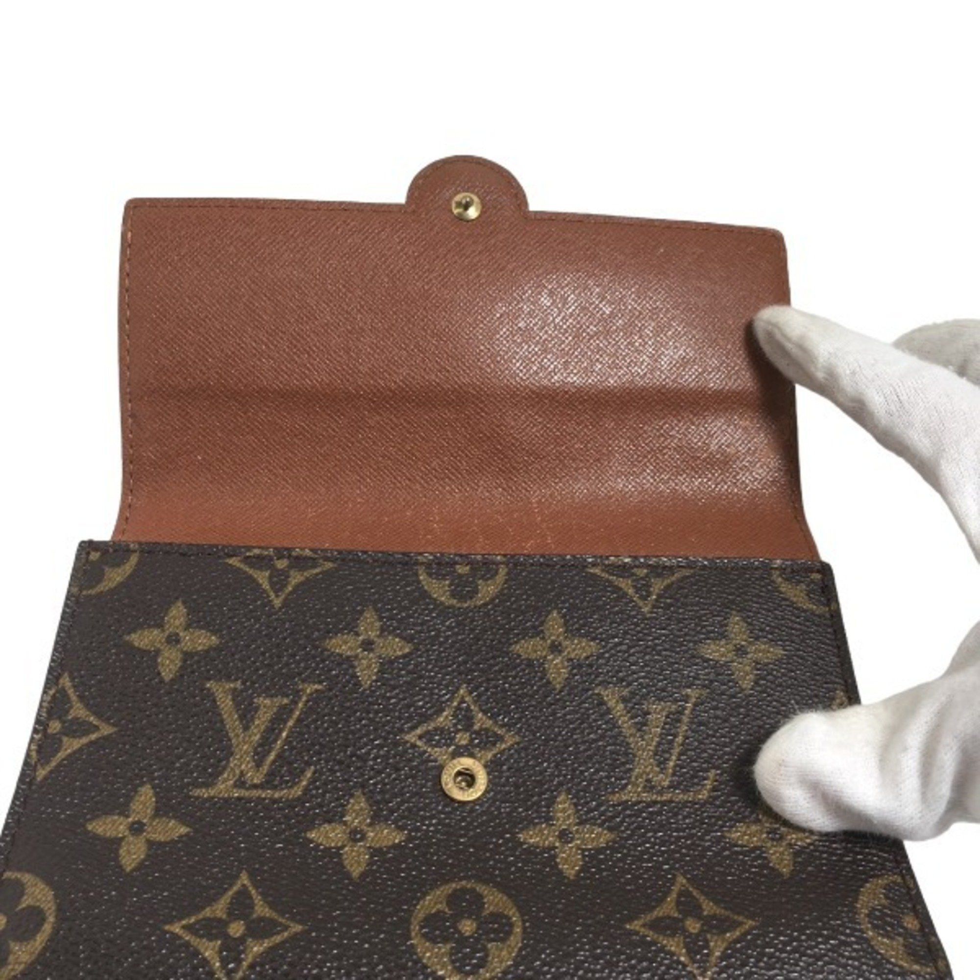 Louis Vuitton Louis Vuitton Arche clutch Size ONE SIZE - 12 Thumbnail