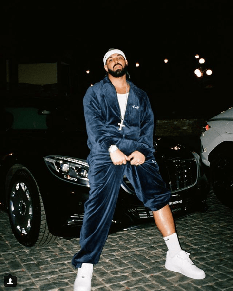 Sean John Velour Track Suit - Worn by Drake for 2000s Theme Birthday Size US L / EU 52-54 / 3 - 1 Preview