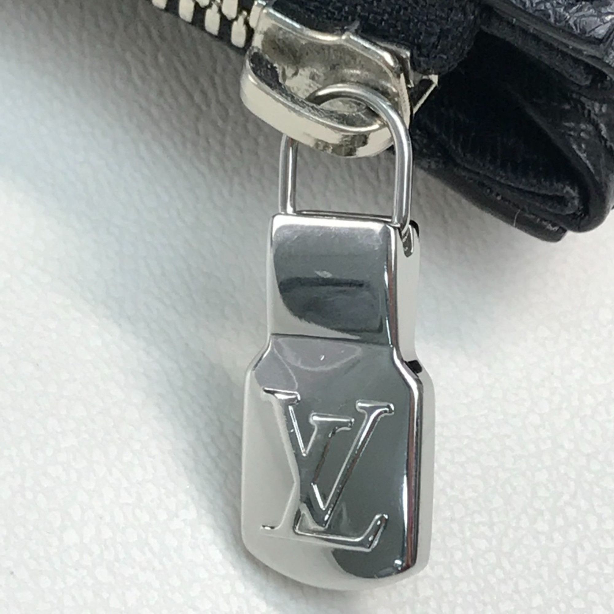 Louis Vuitton Louis Vuitton Anton handbag Size ONE SIZE - 9 Thumbnail