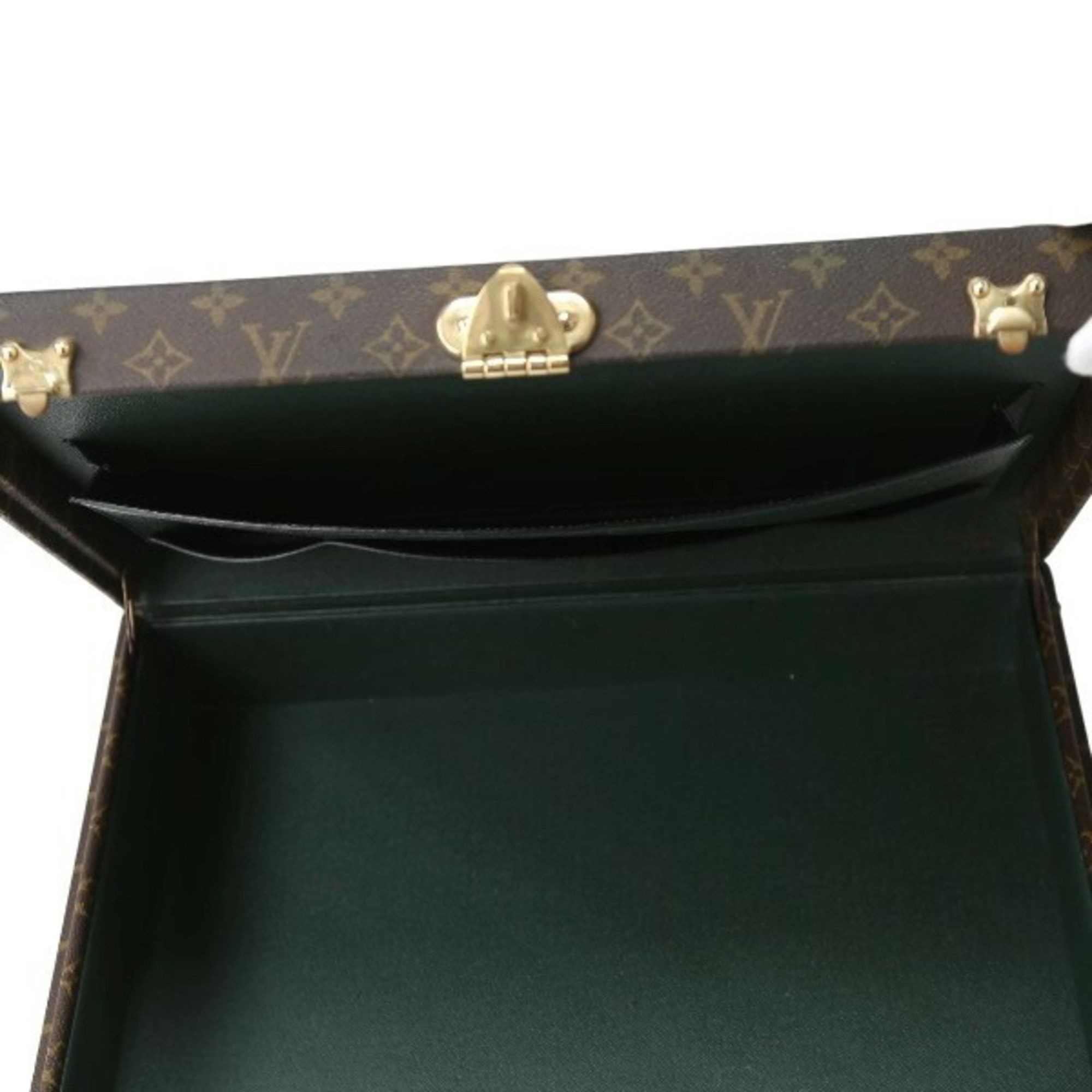 Louis Vuitton Louis Vuitton Président handbag Size ONE SIZE - 9 Thumbnail