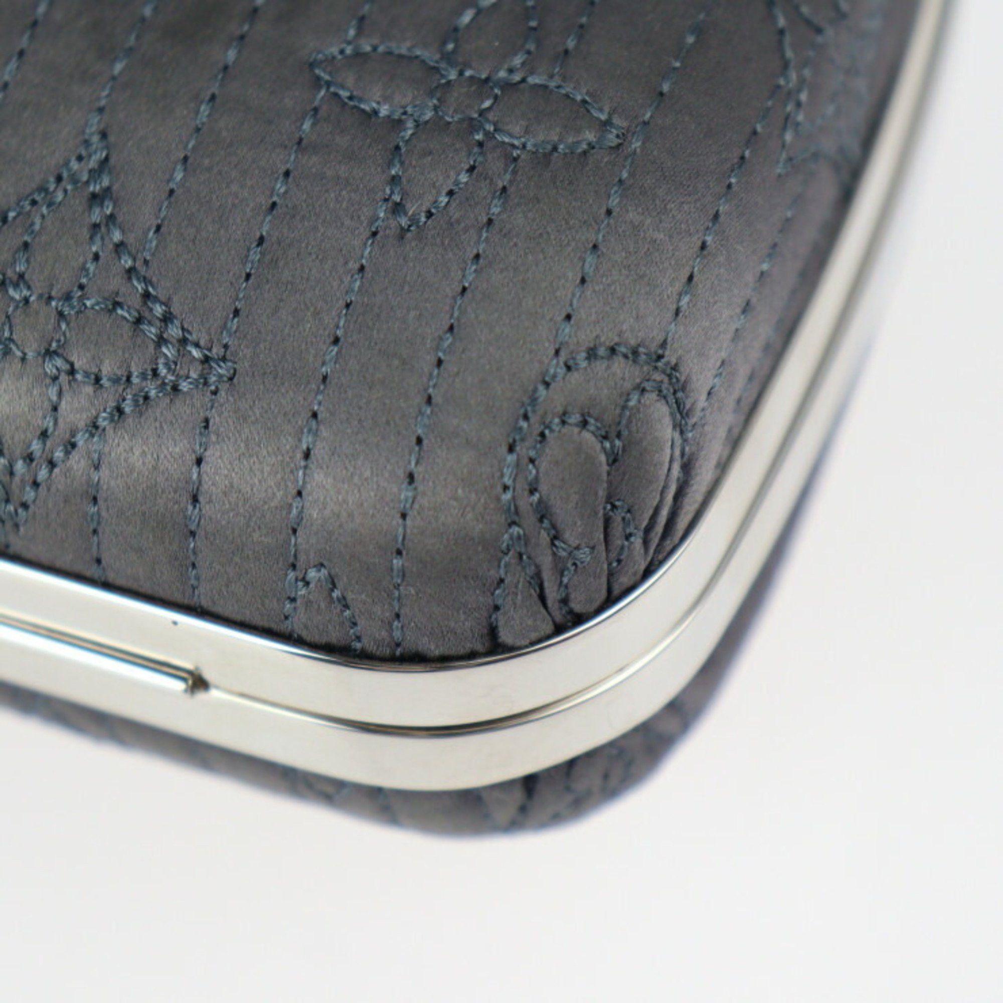 Louis Vuitton Louis Vuitton MINAUDIERE MOTARD clutch Size ONE SIZE - 7 Thumbnail