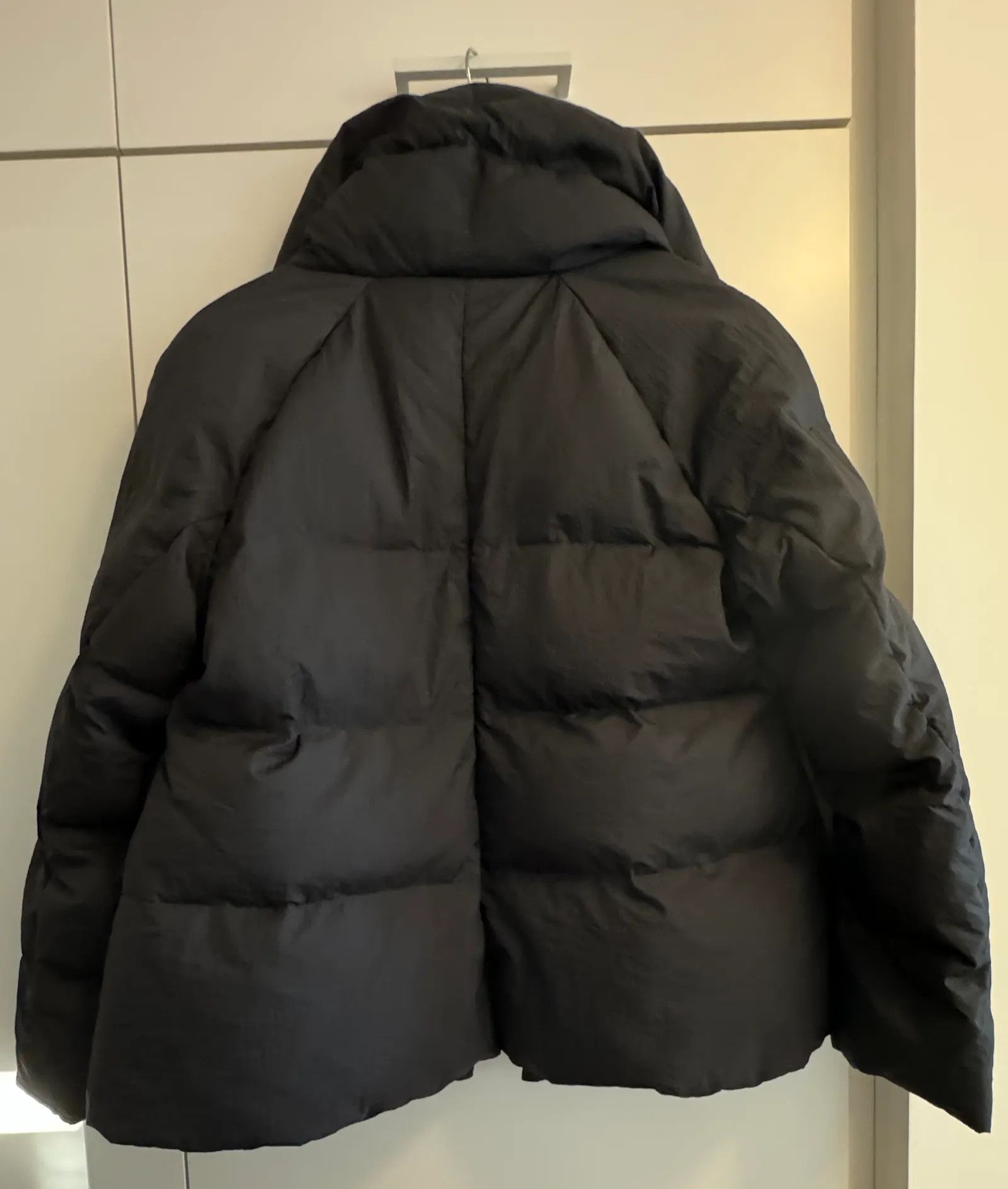 Benetton Benetton Svart dunjacka Jacket Size L / US 10 / IT 46 - 5 Thumbnail