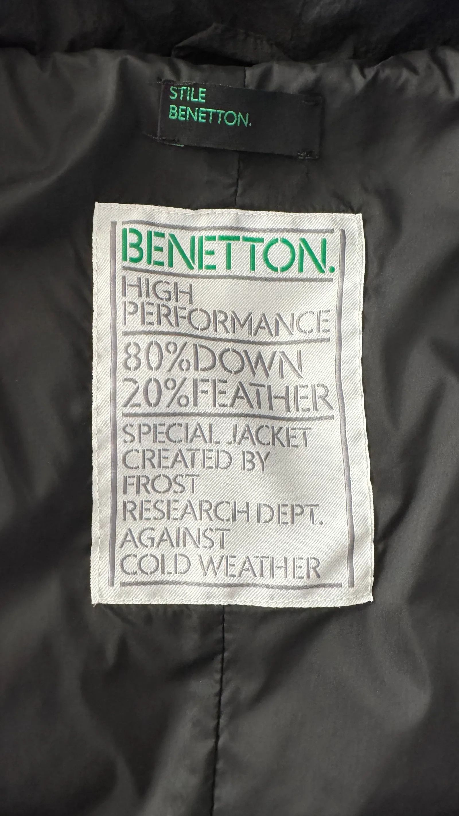 Benetton Benetton Svart dunjacka Jacket Size L / US 10 / IT 46 - 2 Thumbnail