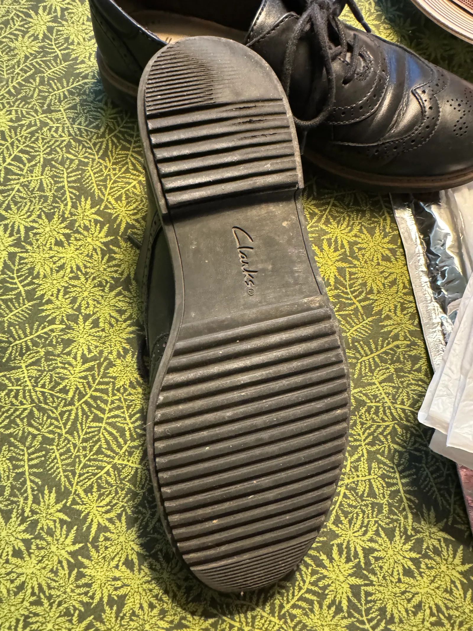 Clarks shoes size 4 deals