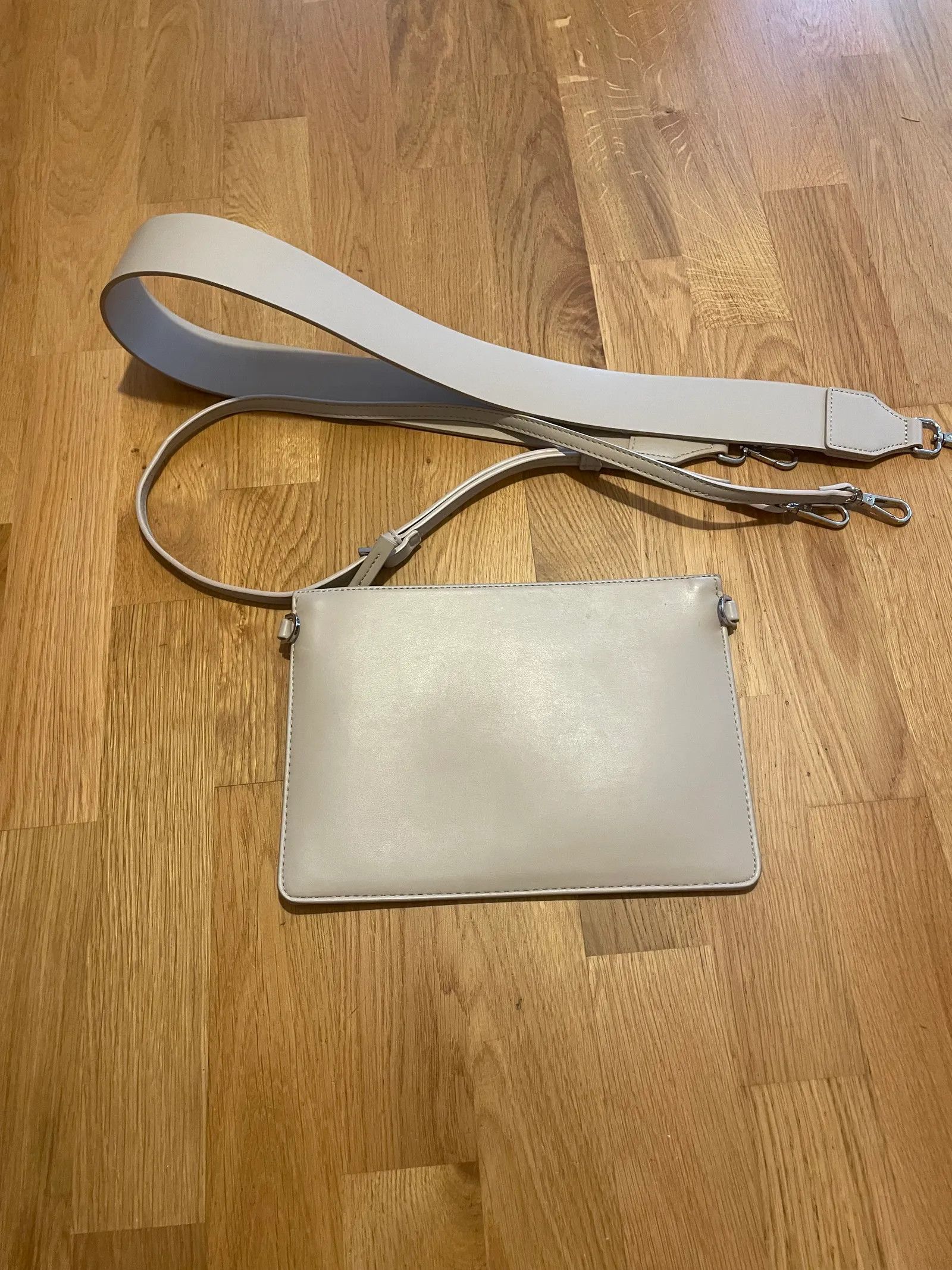 Carin Wester Carin Wester Clutch. bag Size ONE SIZE - 2 Thumbnail