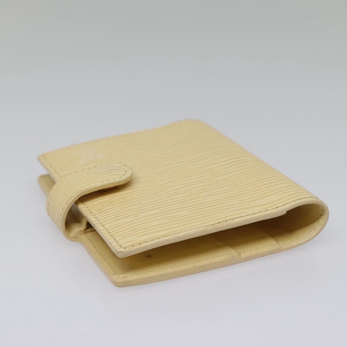 Louis Vuitton Agenda Cover Beige Leather Wallet (Pre-Owned) Size ONE SIZE - 4 Thumbnail
