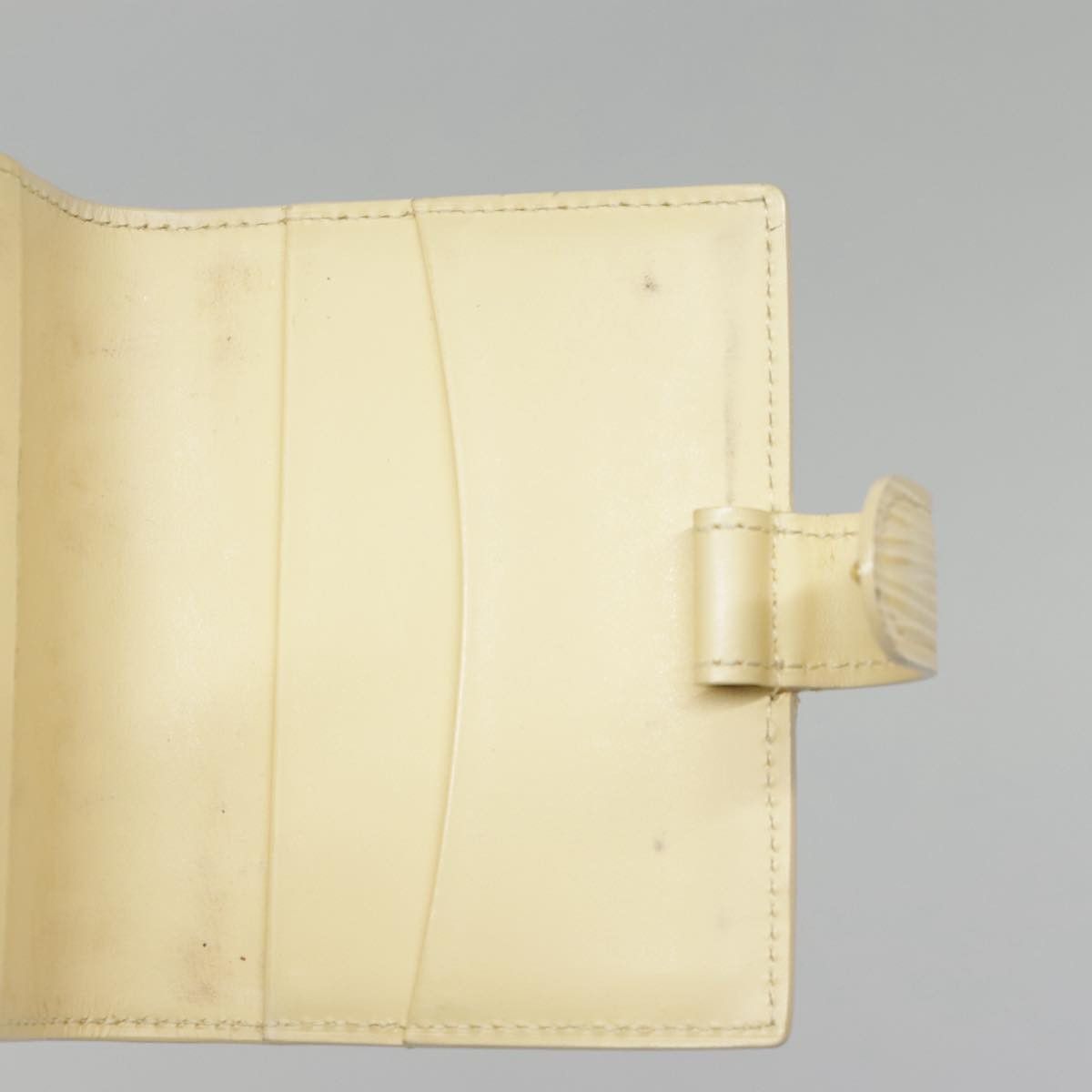 Louis Vuitton Agenda Cover Beige Leather Wallet (Pre-Owned) Size ONE SIZE - 15 Thumbnail