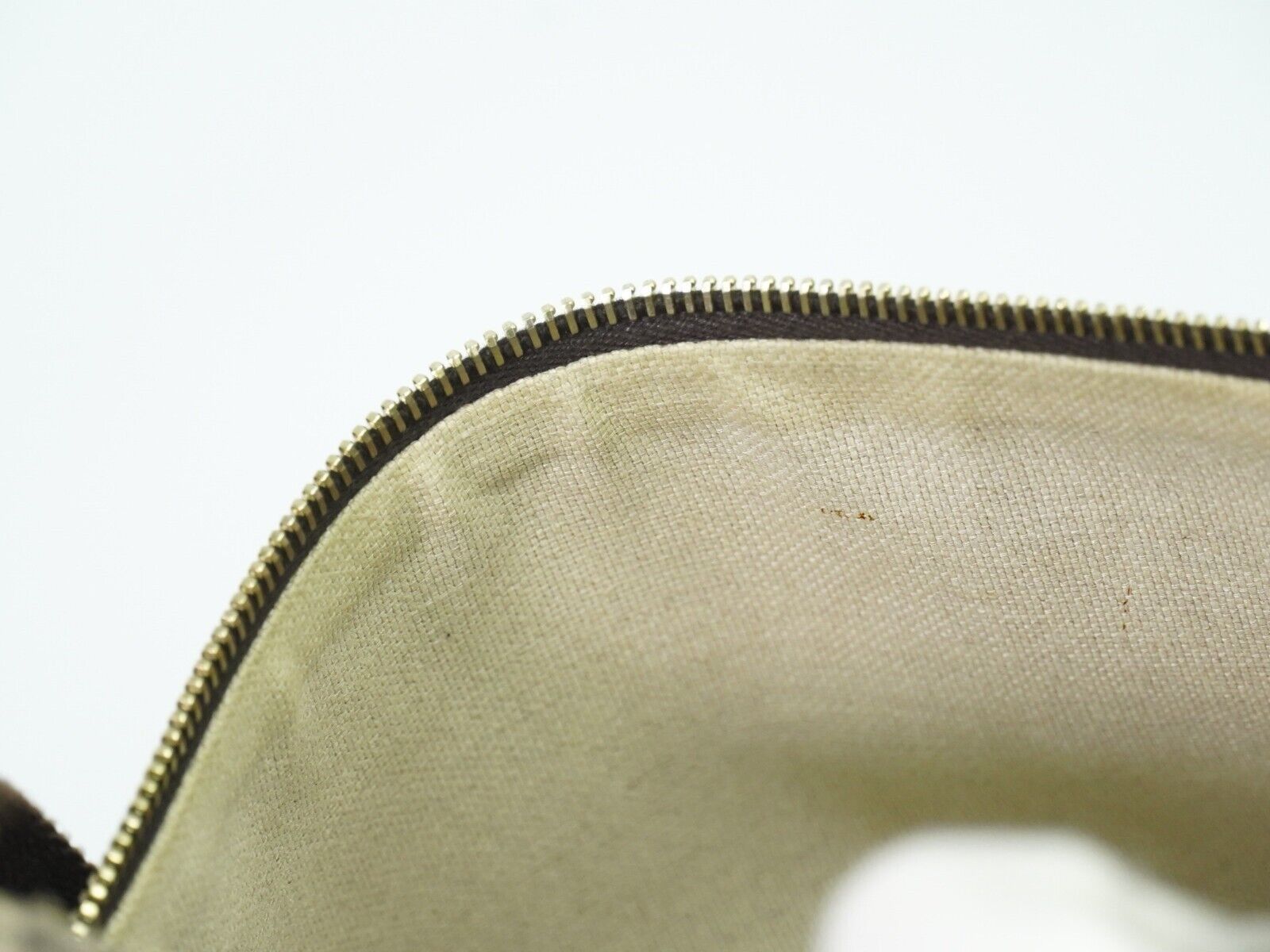 Gucci Supreme Gg Beige Canvas Shoulder Bag (Pre-Owned) Size ONE SIZE - 10 Thumbnail