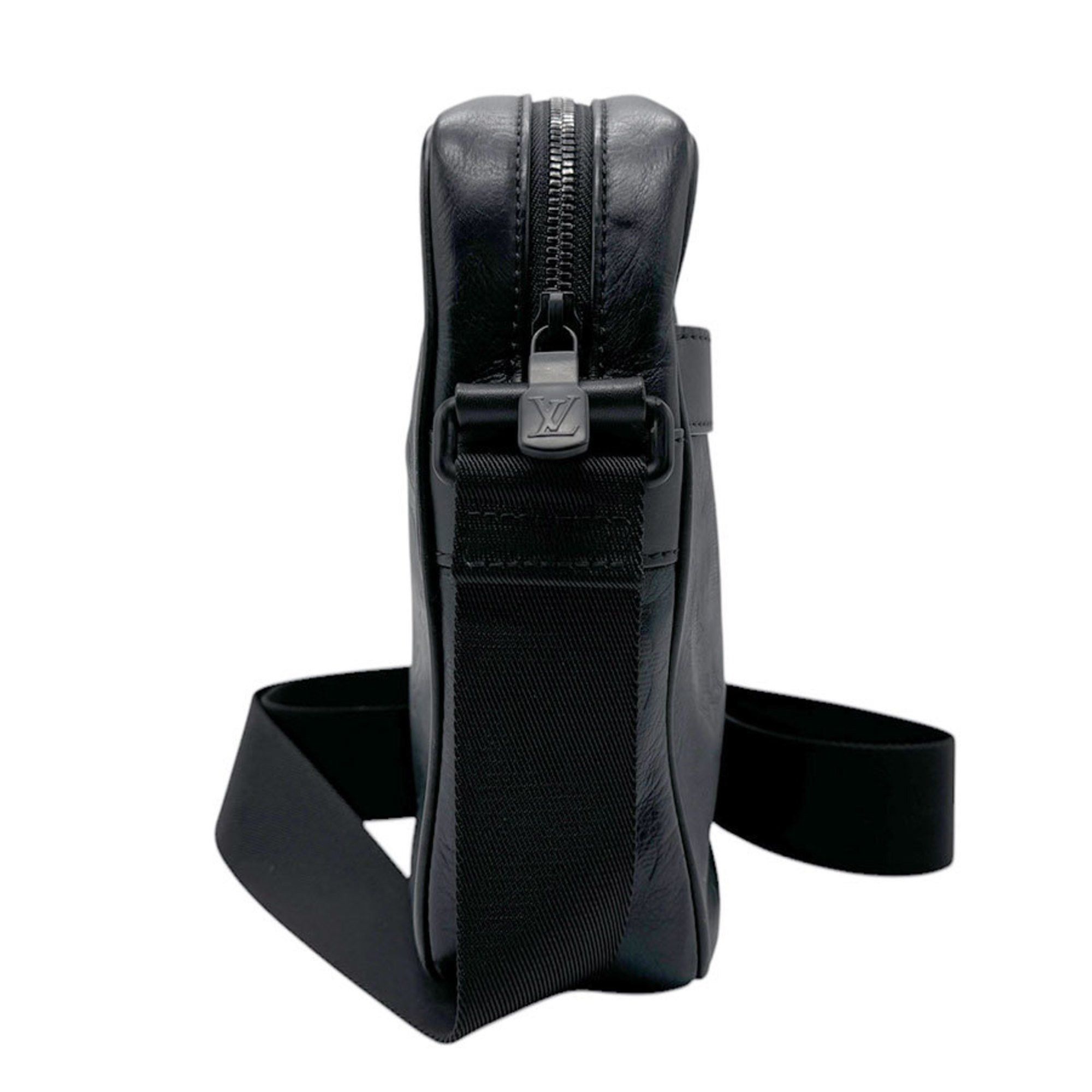 Louis Vuitton Louis Vuitton Danube shoulder Size ONE SIZE - 2 Thumbnail