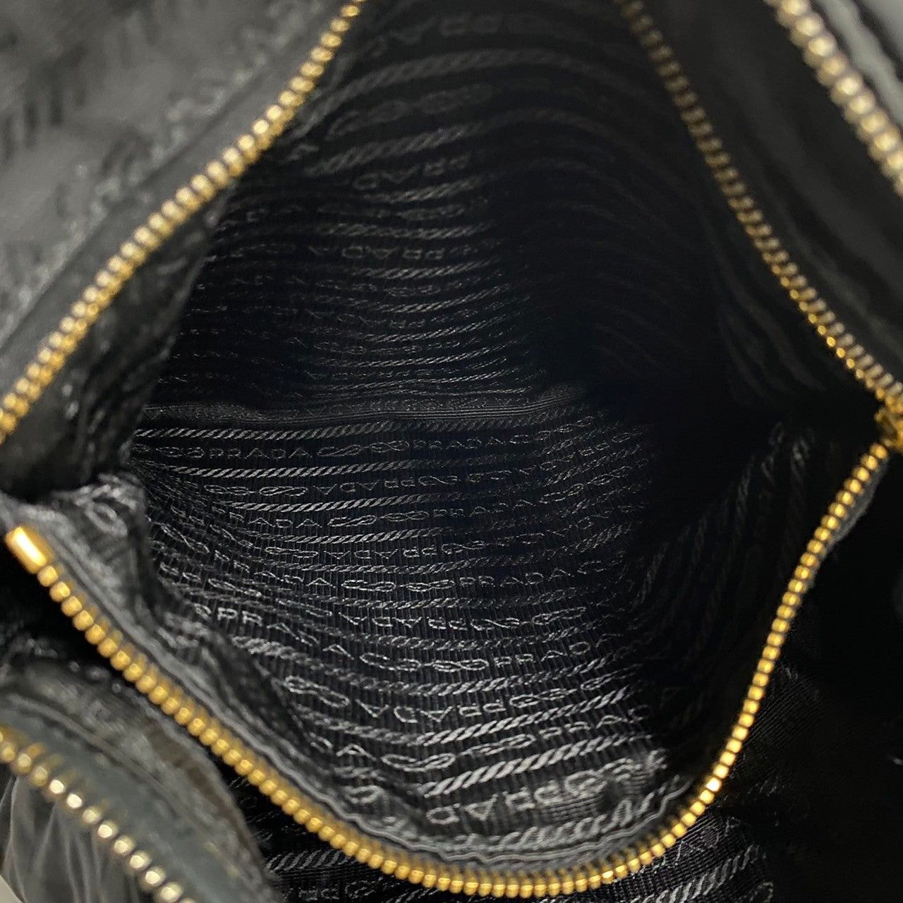 Prada Prada Handbag Black Leather Size ONE SIZE - 8 Thumbnail