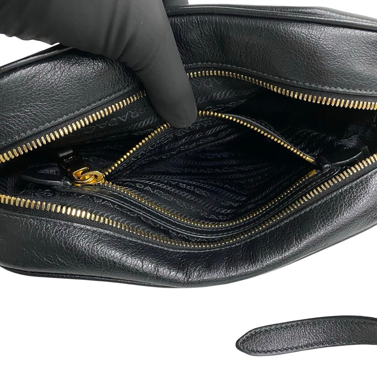 Prada Prada Shoulder Bag Black Leather Size ONE SIZE - 9 Thumbnail