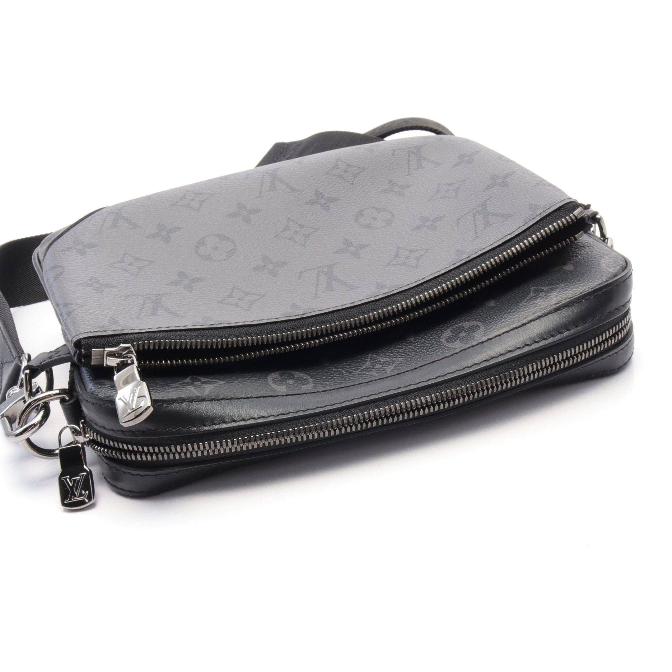 Louis Vuitton Louis Vuitton Trio Messenger Monogram Eclipse Shoulder Bag Leather Black Gray Size ONE SIZE - 5 Thumbnail