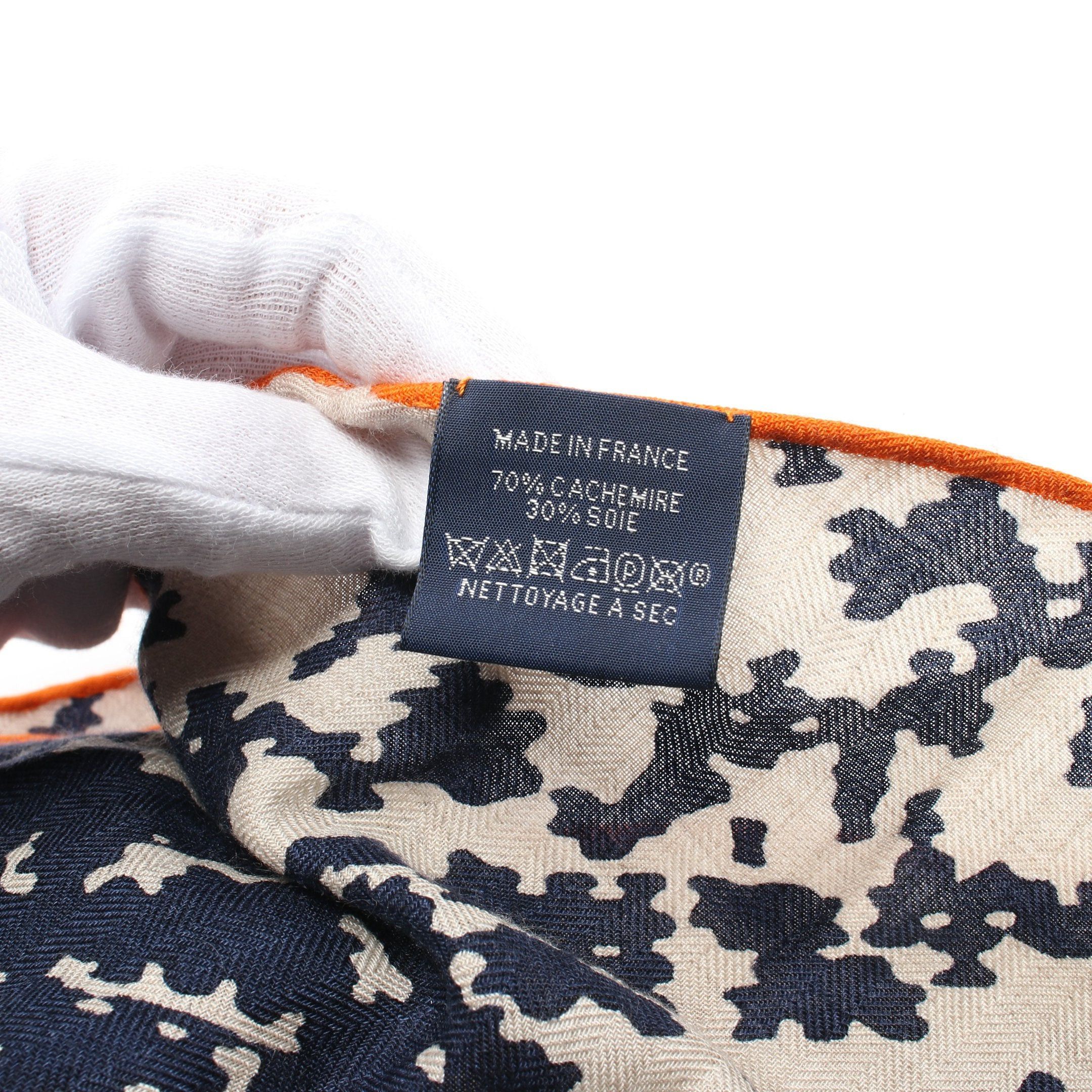 Hermes Hermes Losange Gm Mailon Evervesson Scarf Cashmere Silk Navy Beige Orange Size ONE SIZE - 3 Thumbnail