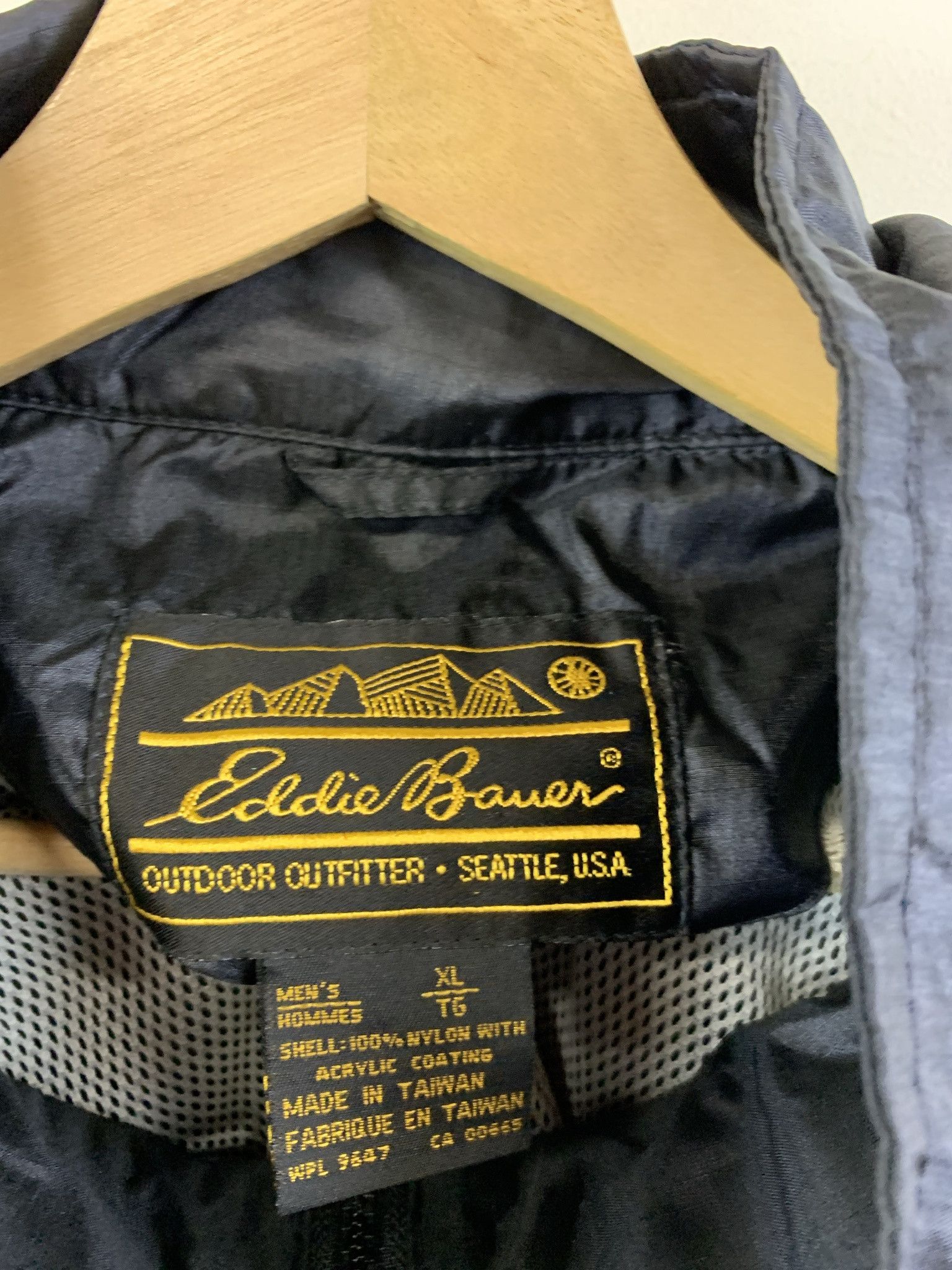 Vintage Vintage 1990s Eddie Bauer Ripstop Light Windbreaker Size XL Size US XL / EU 56 / 4 - 2 Thumbnail